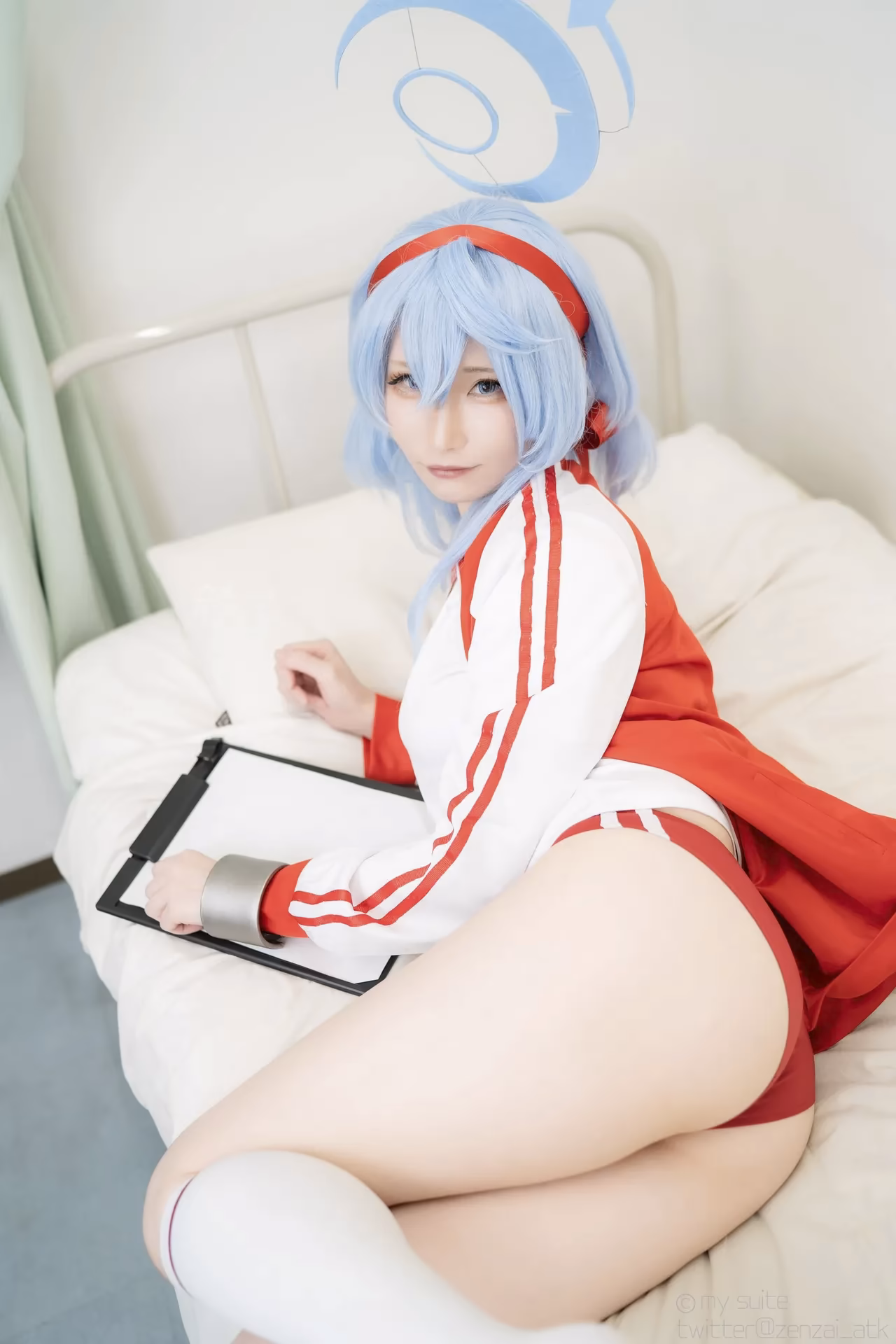 Atsuki as Ako Amau — cosplay photo 241 of 499