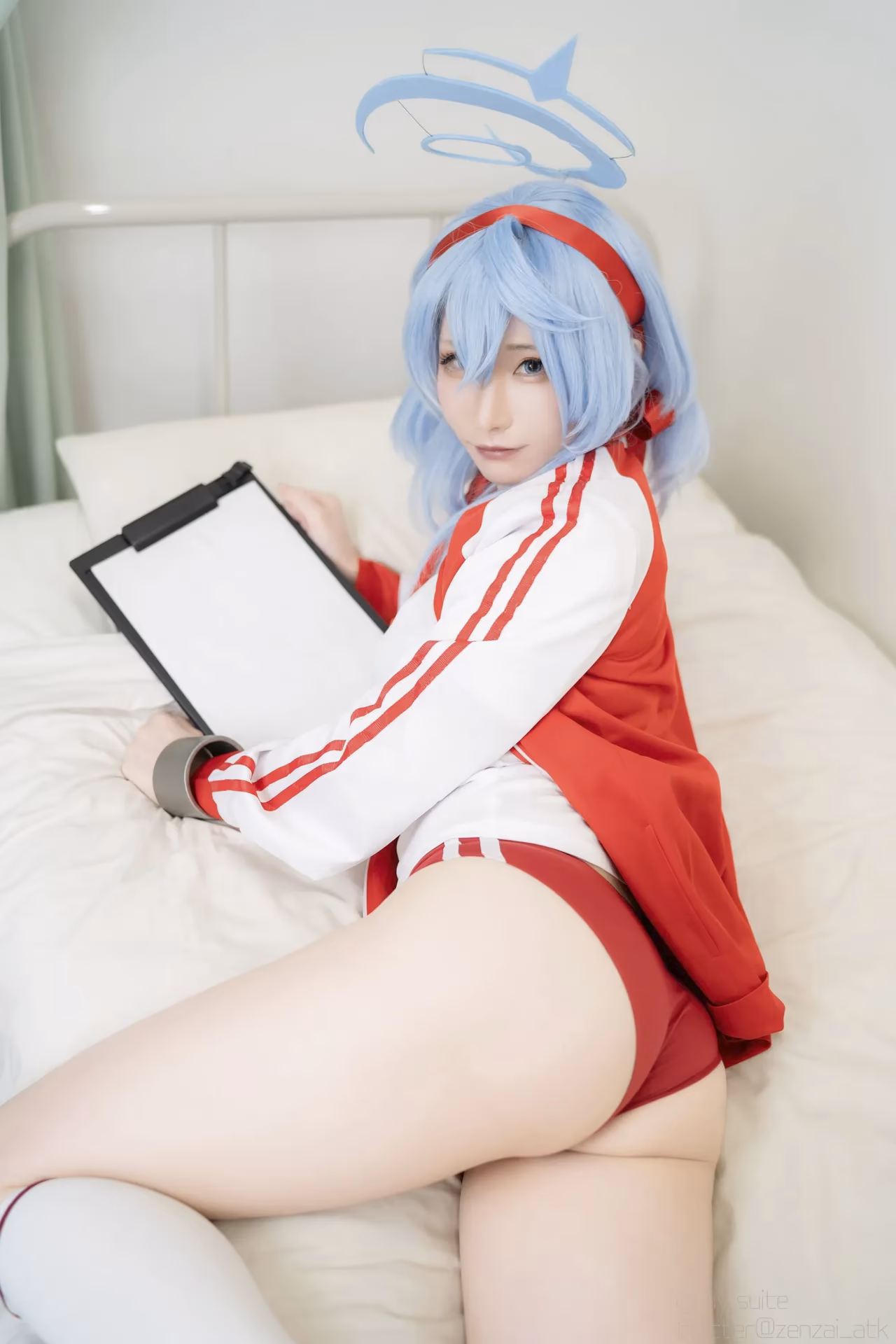 Atsuki as Ako Amau — cosplay photo 250 of 499