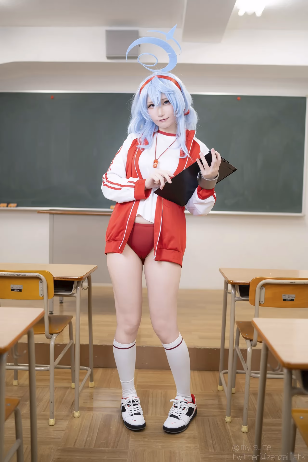 Atsuki as Ako Amau — cosplay photo 265 of 499