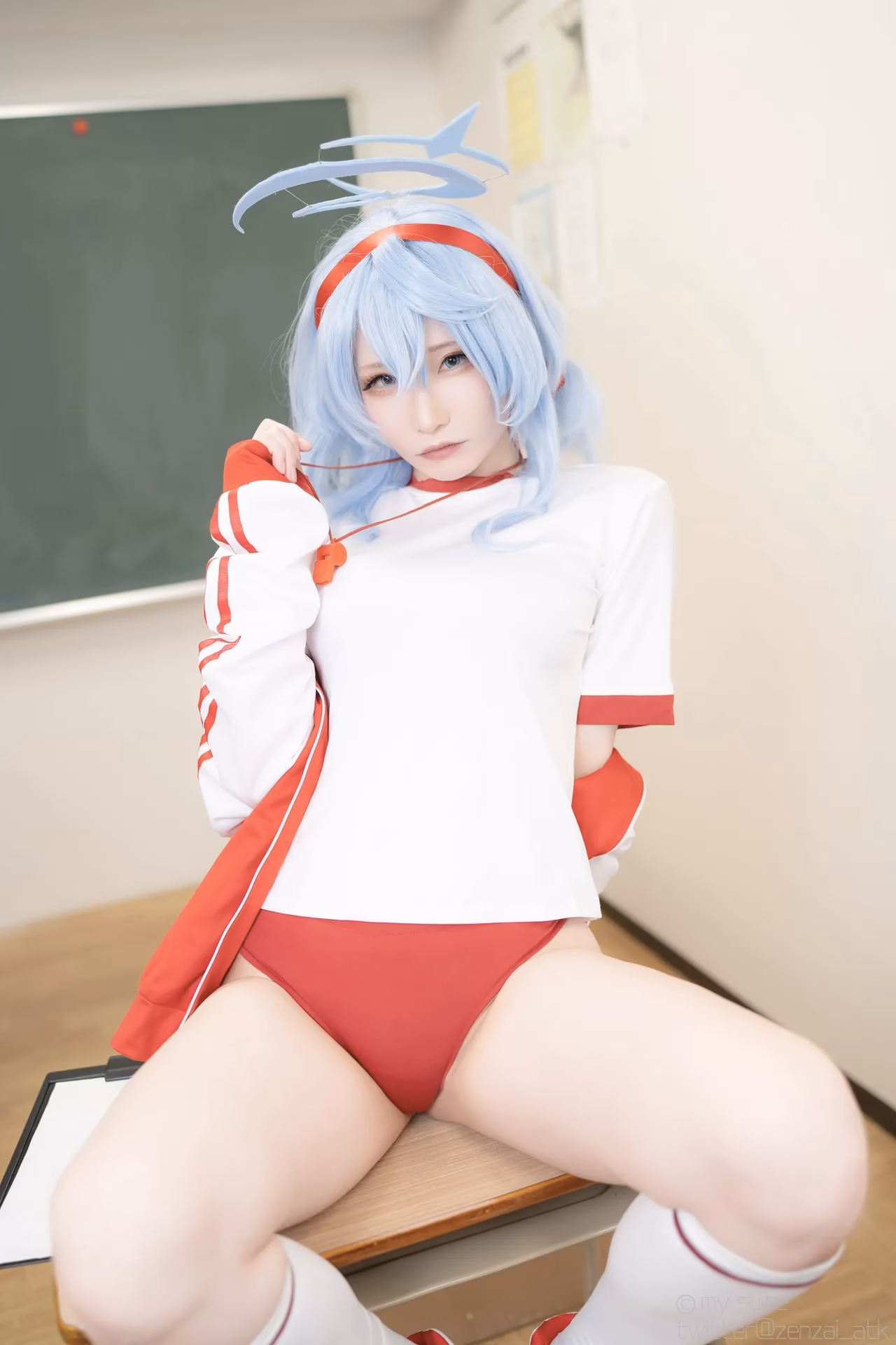 Atsuki as Ako Amau — cosplay photo 289 of 499