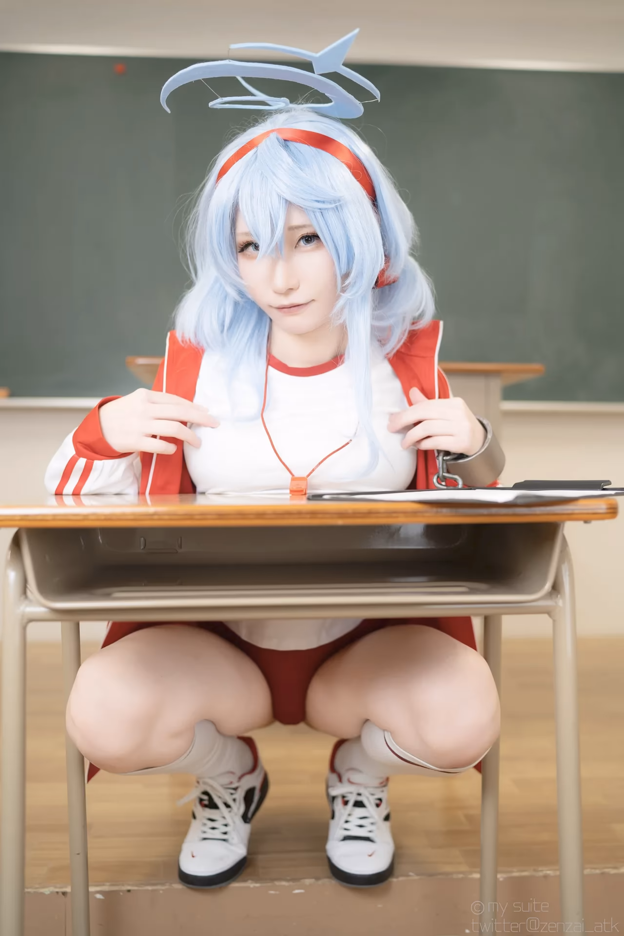 Atsuki as Ako Amau — cosplay photo 296 of 499