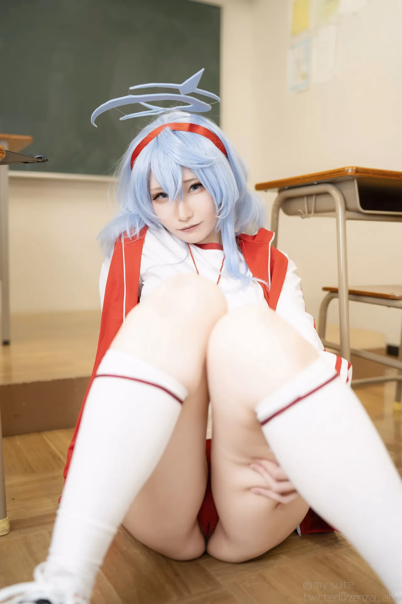 Atsuki as Ako Amau — cosplay photo 299 of 499