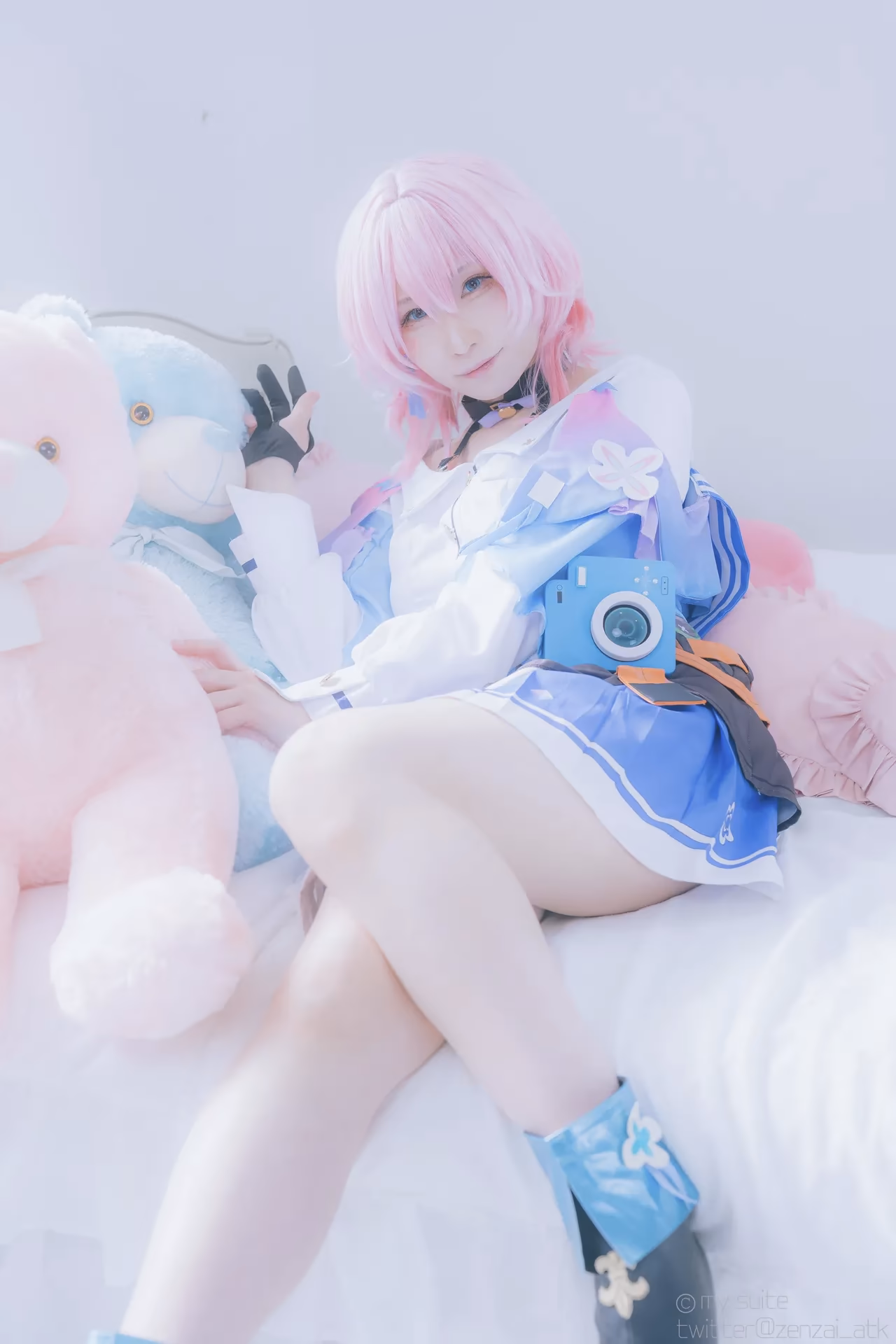 Atsuki as Himeko and March 7th — cosplay photo 186 of 355