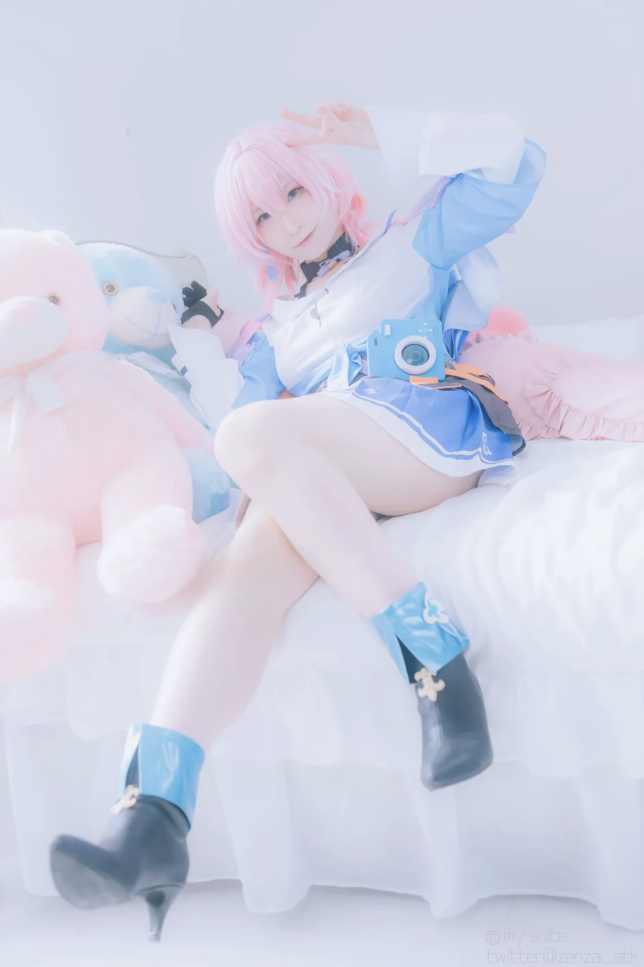 Atsuki as Himeko and March 7th — cosplay photo 187 of 355