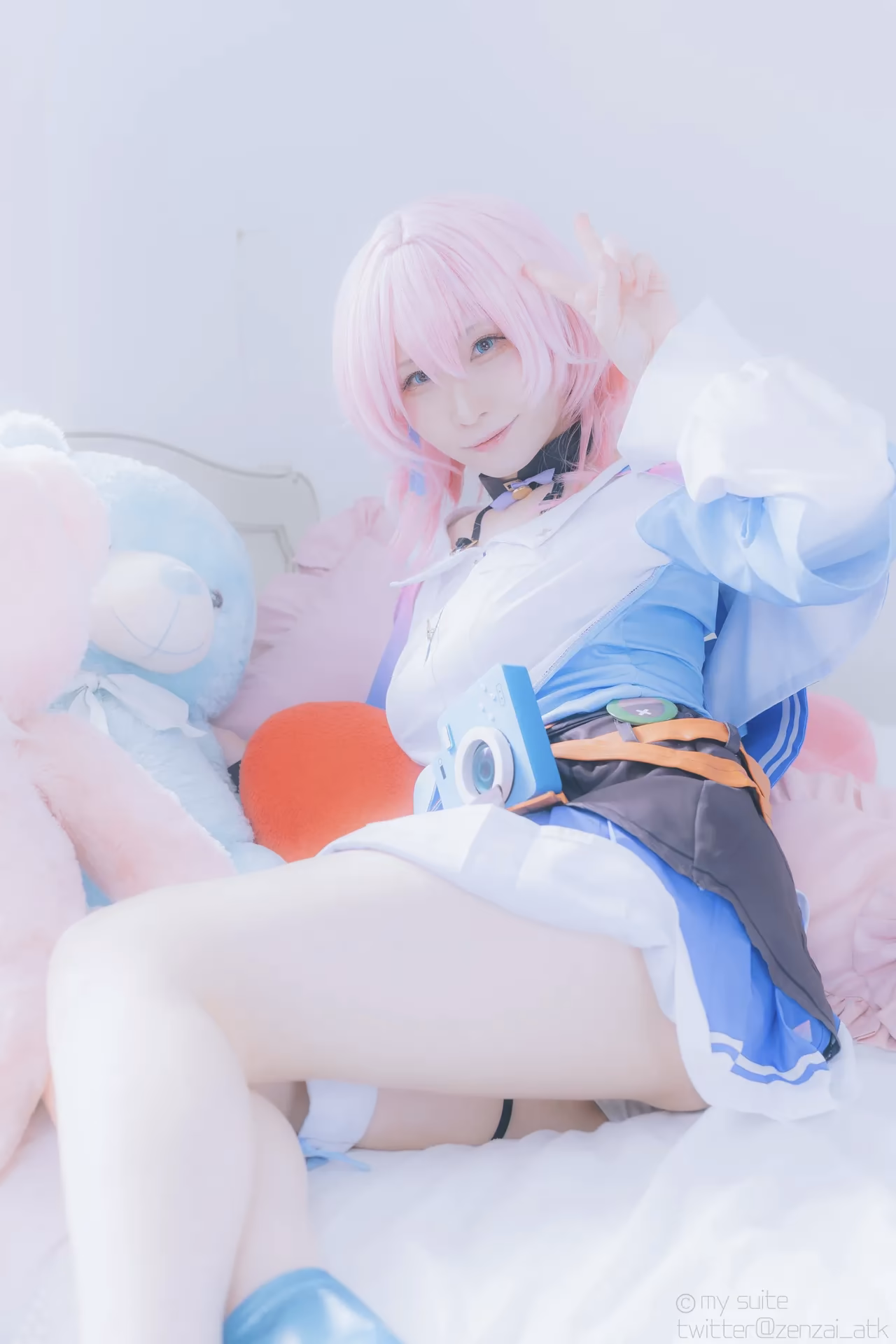 Atsuki as Himeko and March 7th — cosplay photo 192 of 355