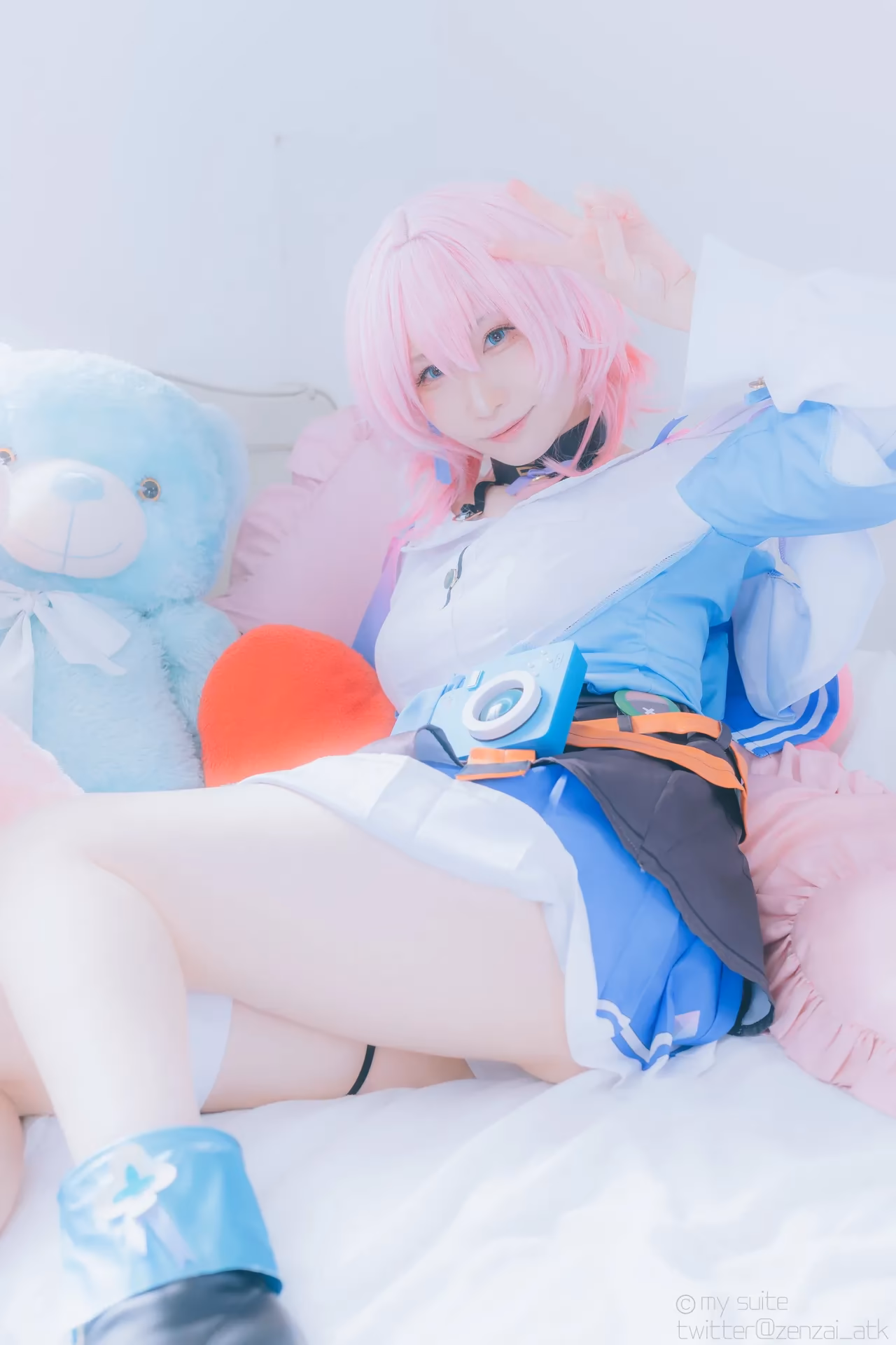 Atsuki as Himeko and March 7th — cosplay photo 194 of 355