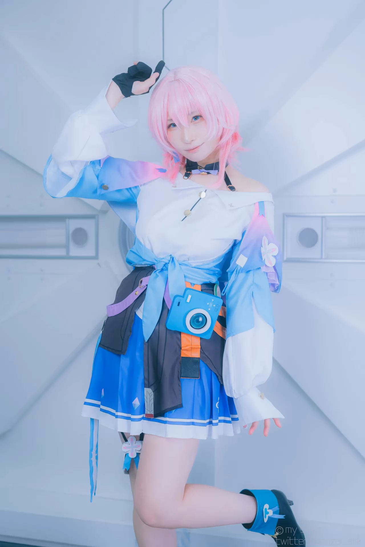 Atsuki as Himeko and March 7th — cosplay photo 211 of 355