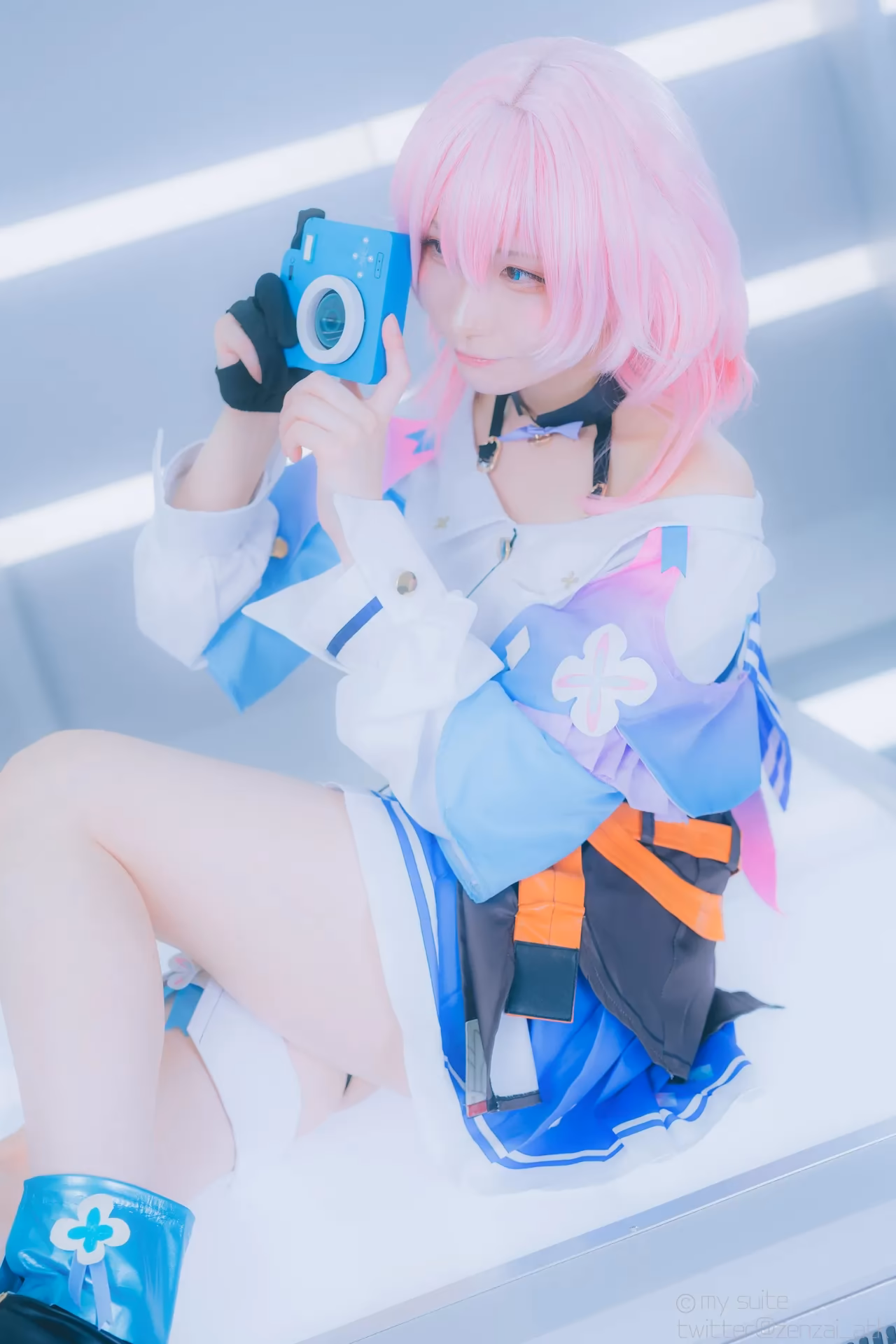 Atsuki as Himeko and March 7th — cosplay photo 226 of 355