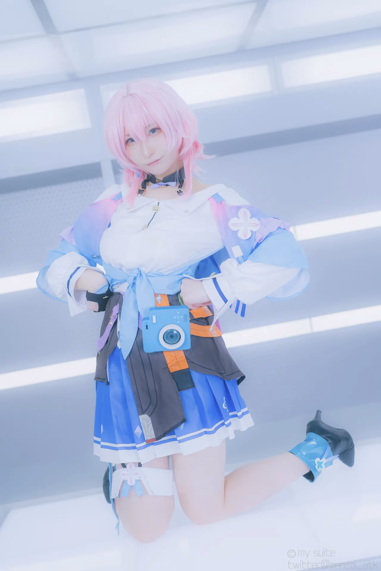 Atsuki as Himeko and March 7th — cosplay photo 232 of 355