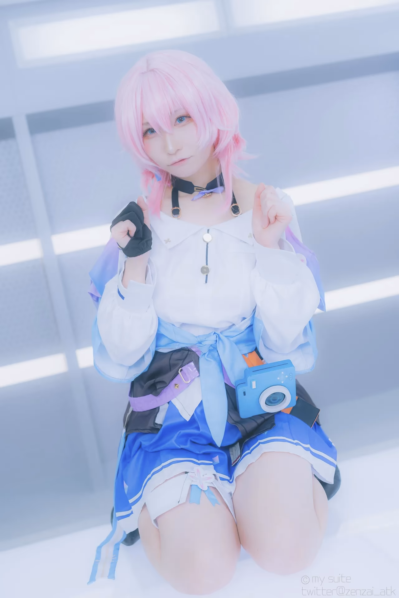 Atsuki as Himeko and March 7th — cosplay photo 240 of 355