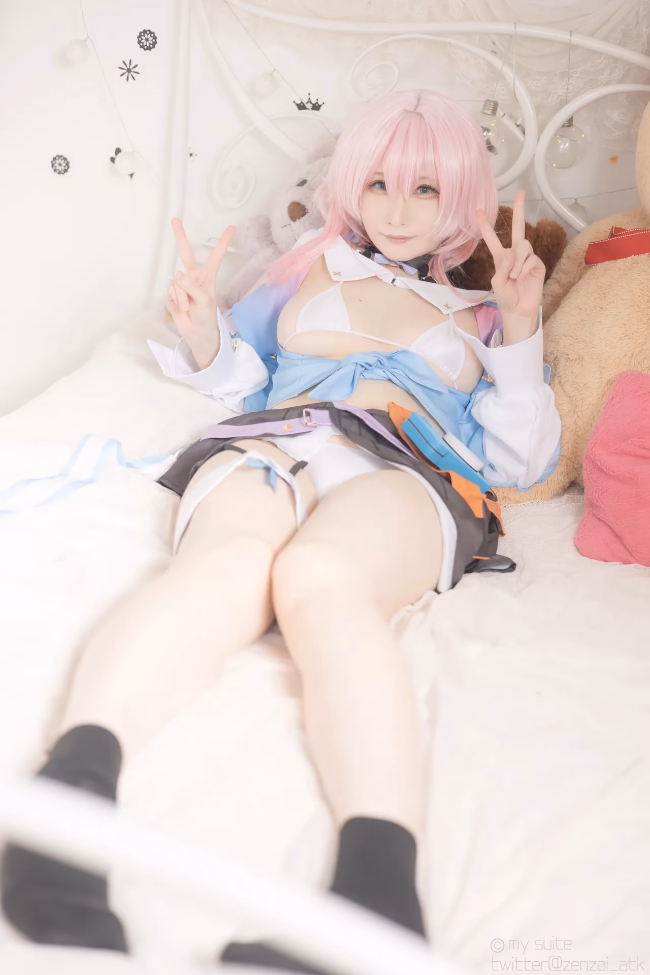 Atsuki as Himeko and March 7th — cosplay photo 264 of 355