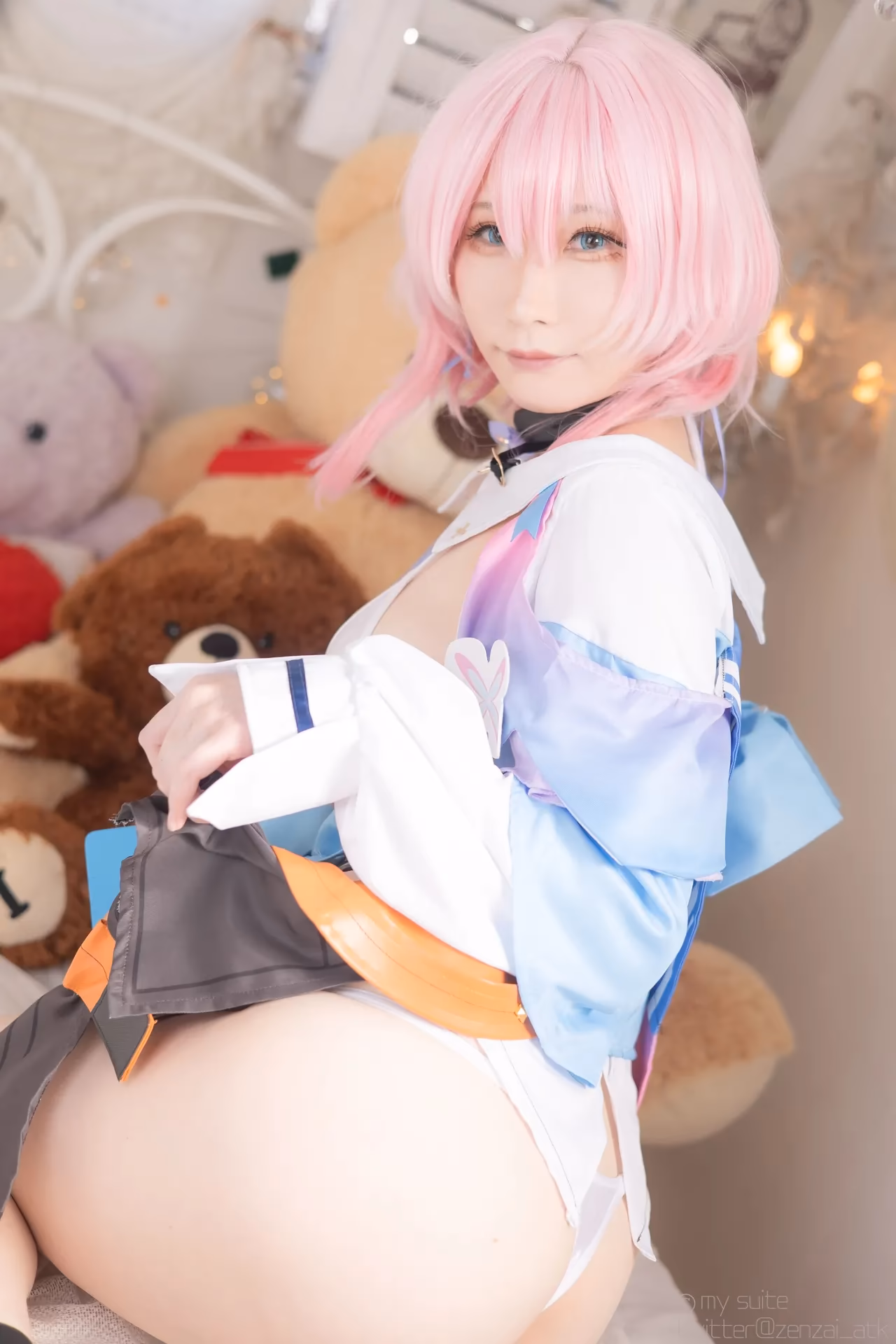 Atsuki as Himeko and March 7th — cosplay photo 303 of 355