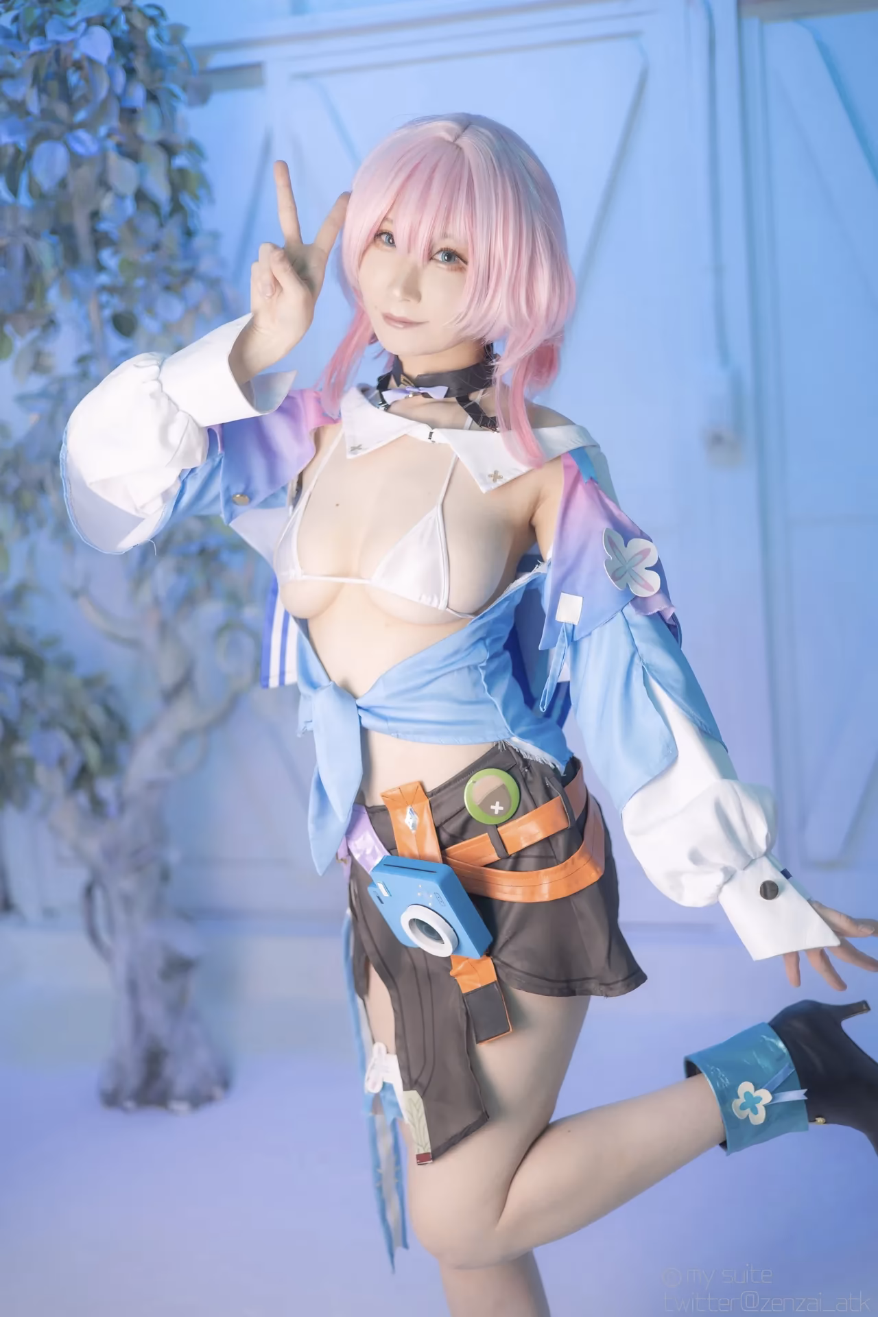 Atsuki as Himeko and March 7th — cosplay photo 314 of 355