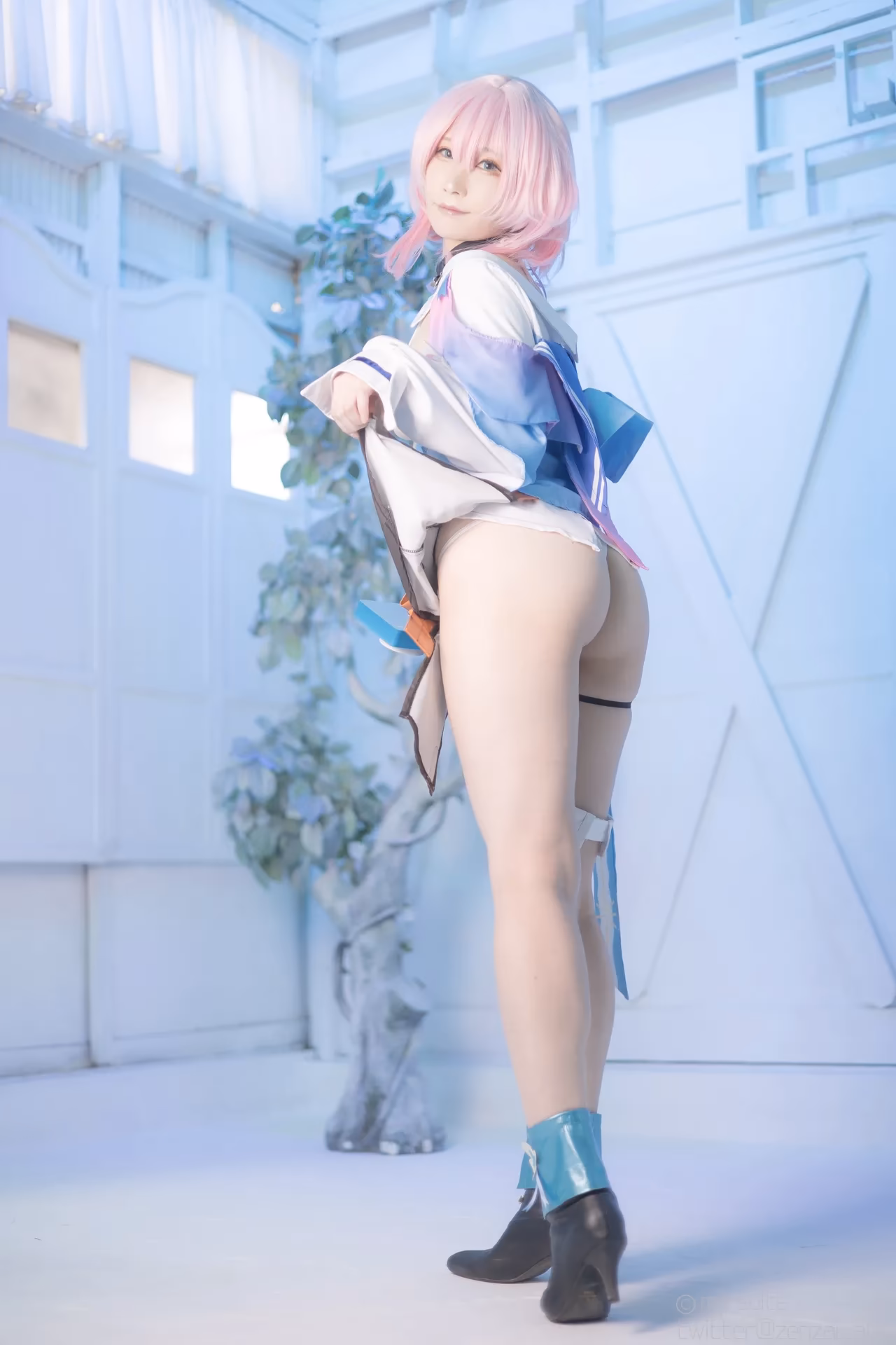 Atsuki as Himeko and March 7th — cosplay photo 322 of 355