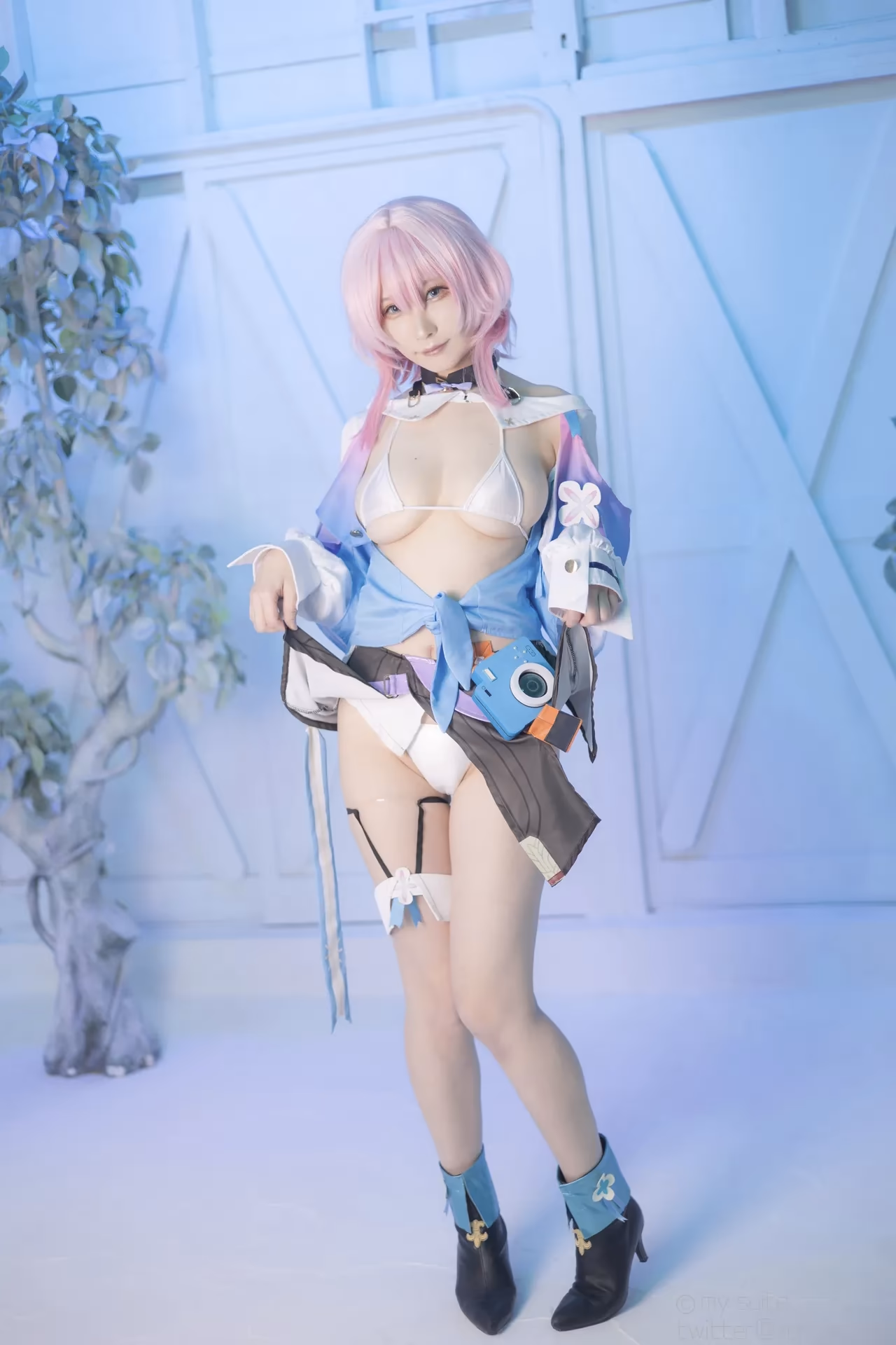 Atsuki as Himeko and March 7th — cosplay photo 329 of 355