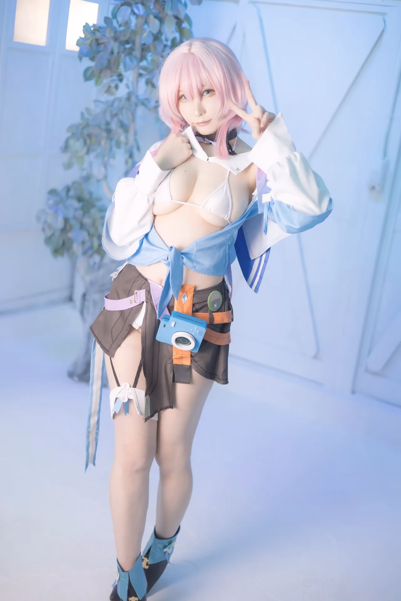 Atsuki as Himeko and March 7th — cosplay photo 337 of 355