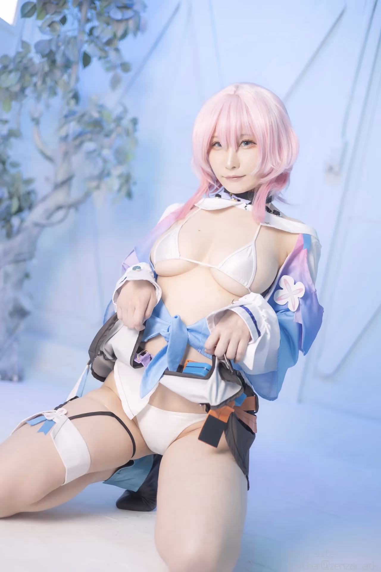 Atsuki as Himeko and March 7th — cosplay photo 341 of 355