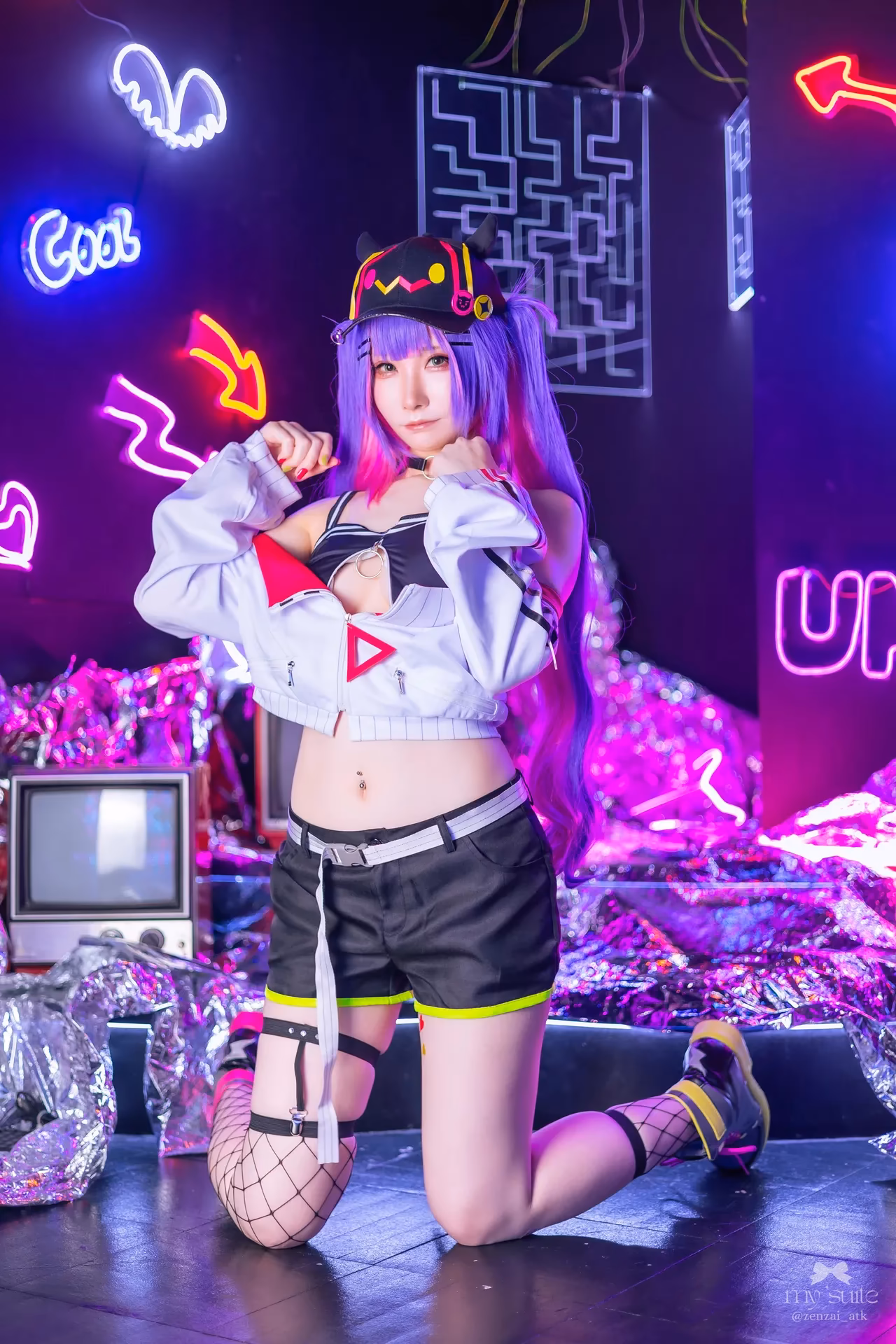 Atsuki as Tokoyami Towa — cosplay photo 118 of 459
