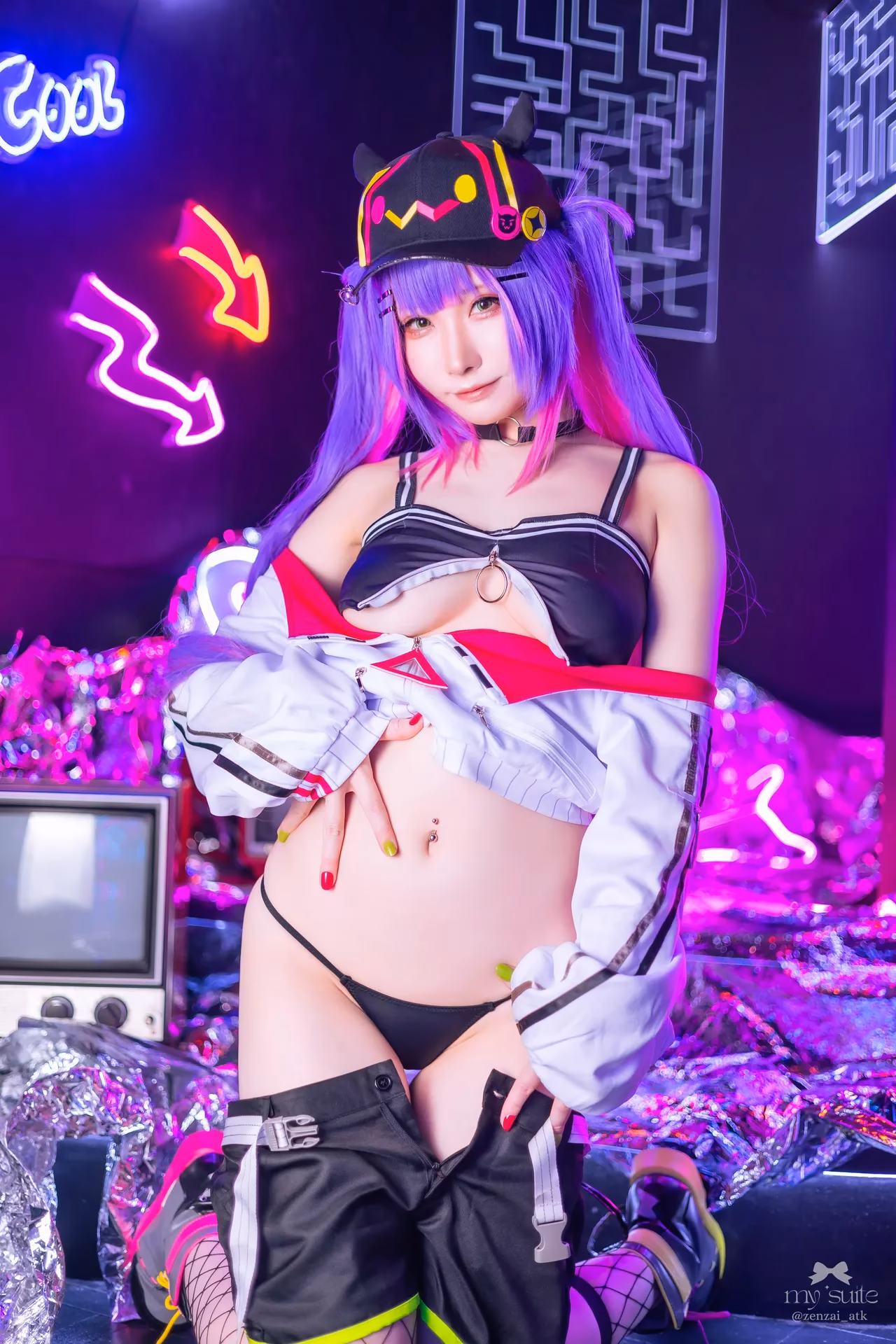Atsuki as Tokoyami Towa — cosplay photo 139 of 459