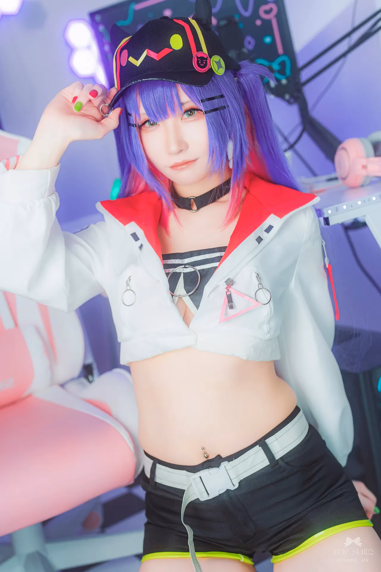 Atsuki as Tokoyami Towa — cosplay photo 173 of 459