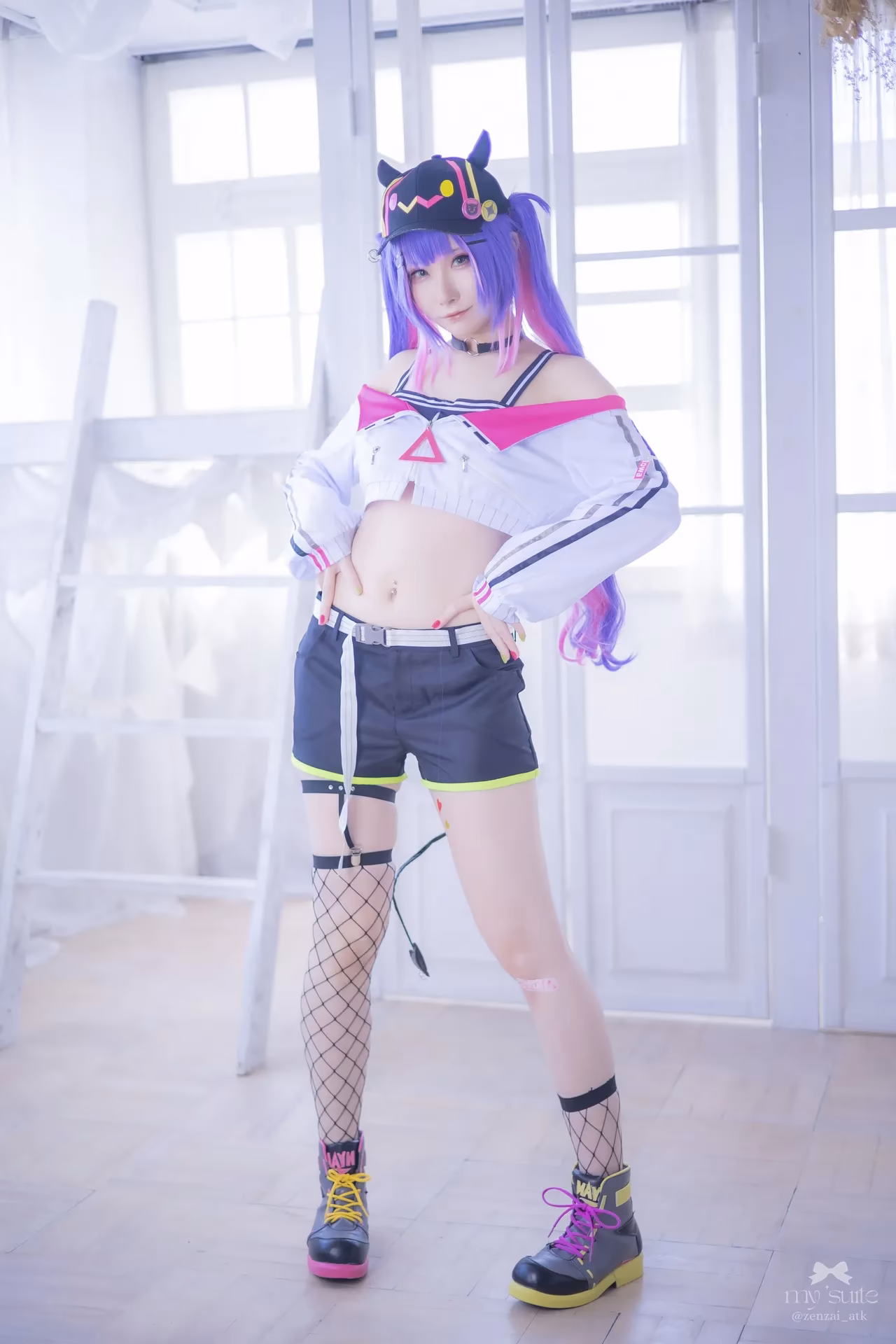 Atsuki as Tokoyami Towa — cosplay photo 2 of 459