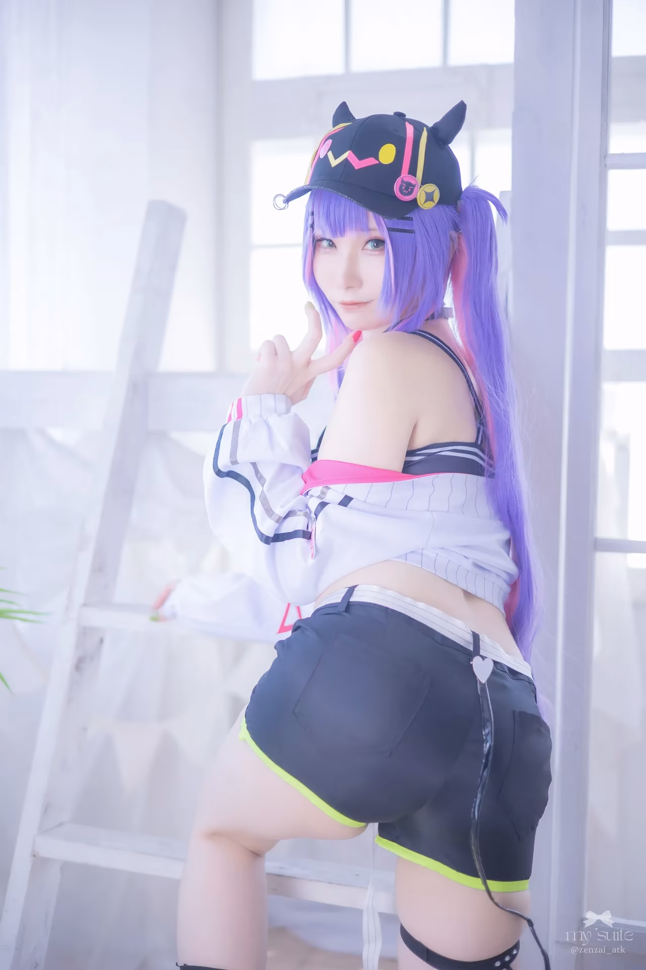 Atsuki as Tokoyami Towa — cosplay photo 30 of 459