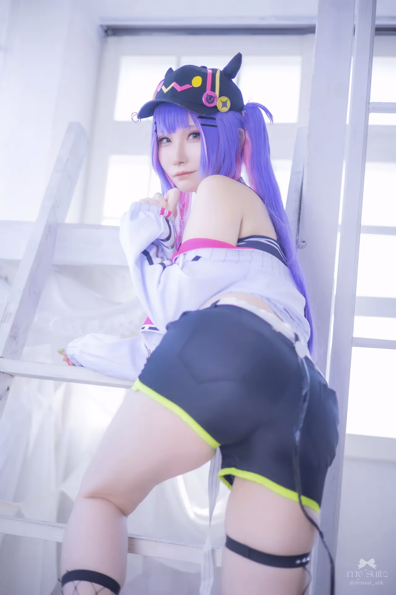 Atsuki as Tokoyami Towa — cosplay photo 32 of 459