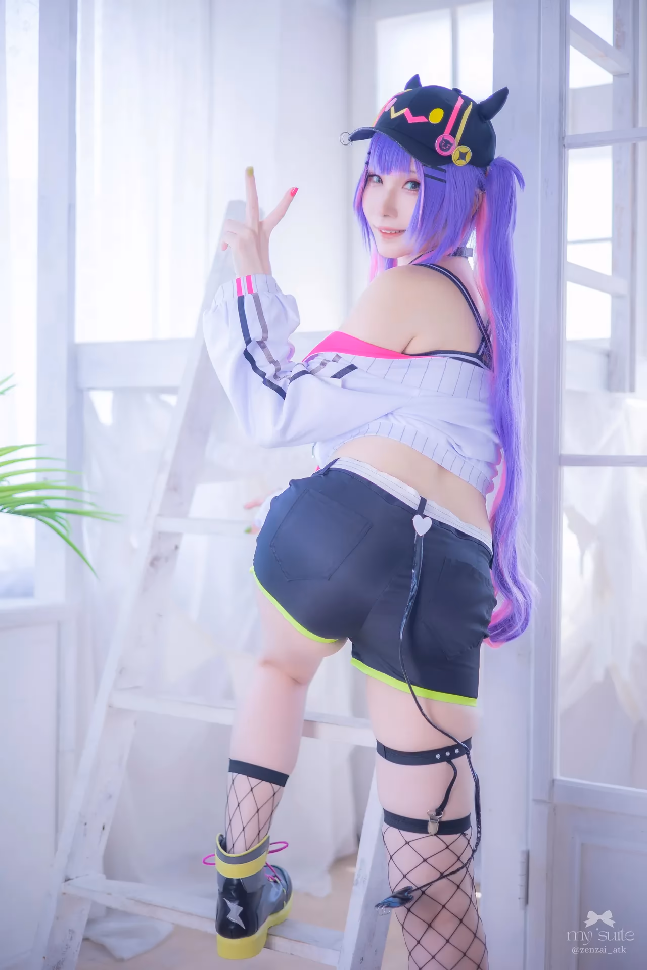 Atsuki as Tokoyami Towa — cosplay photo 33 of 459