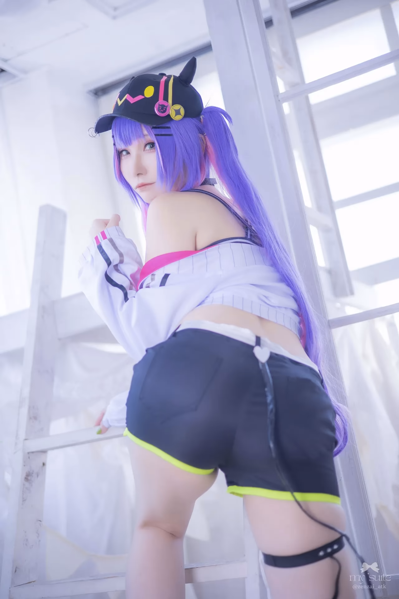 Atsuki as Tokoyami Towa — cosplay photo 34 of 459