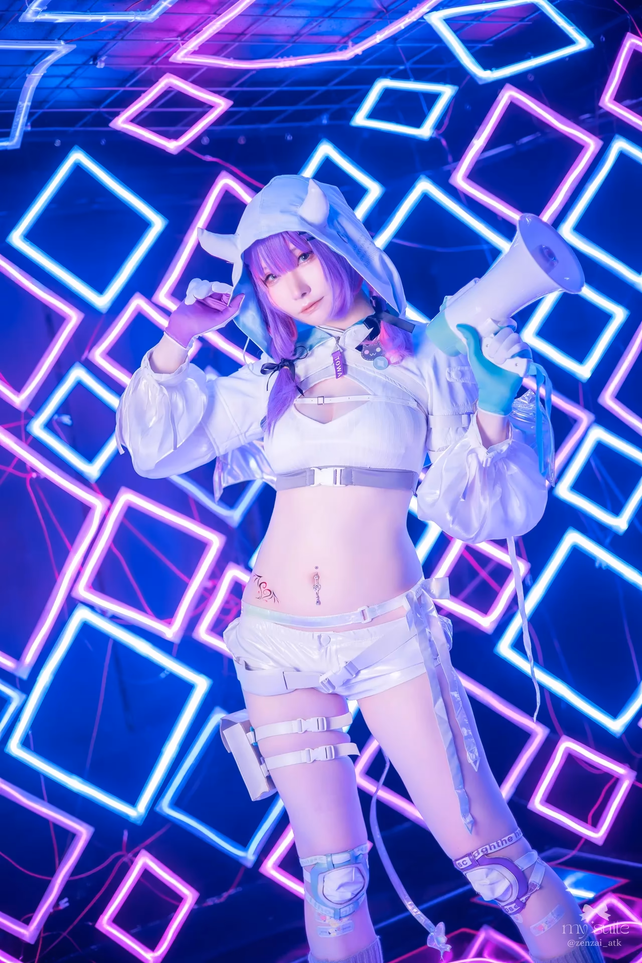 Atsuki as Tokoyami Towa — cosplay photo 362 of 459