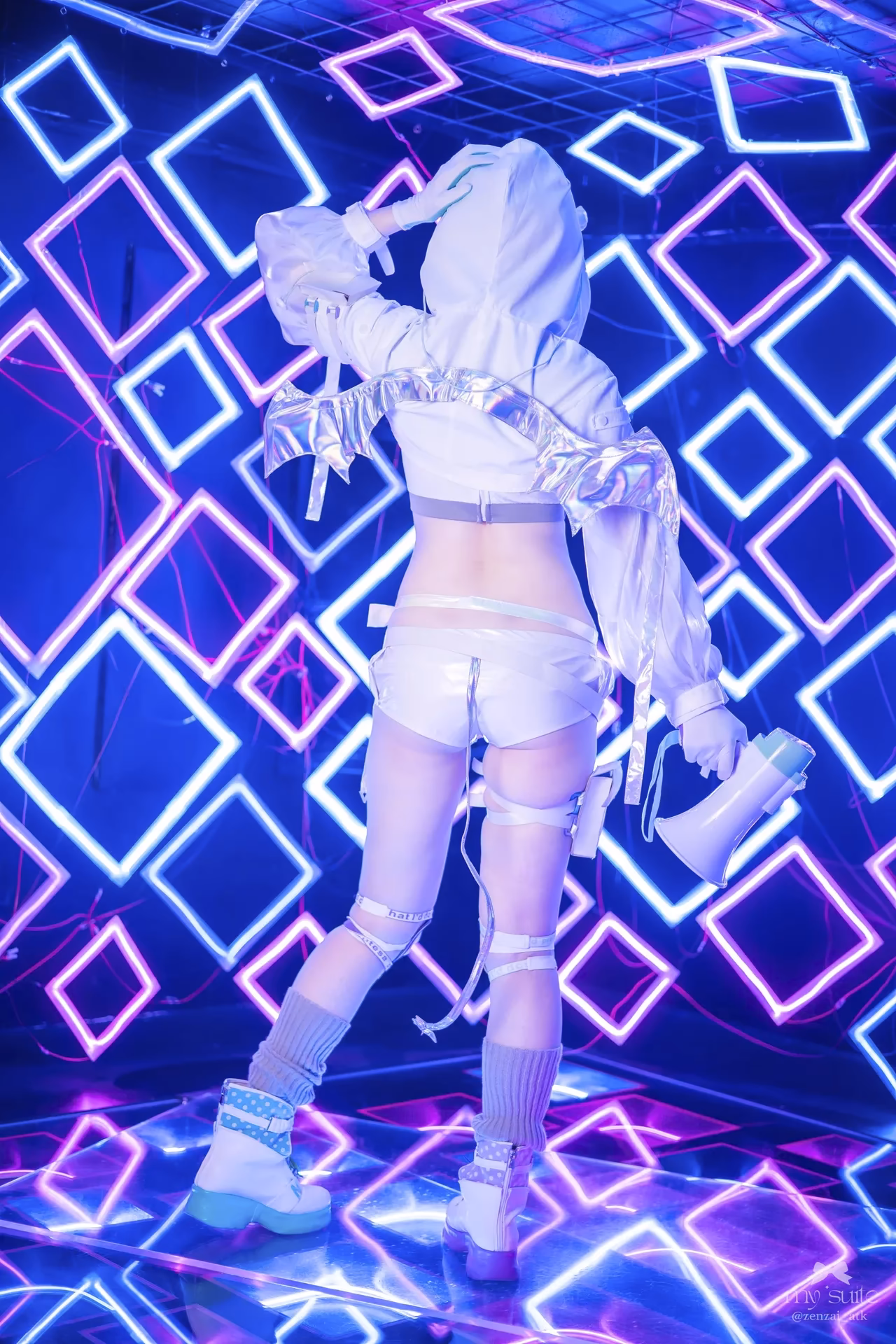 Atsuki as Tokoyami Towa — cosplay photo 367 of 459