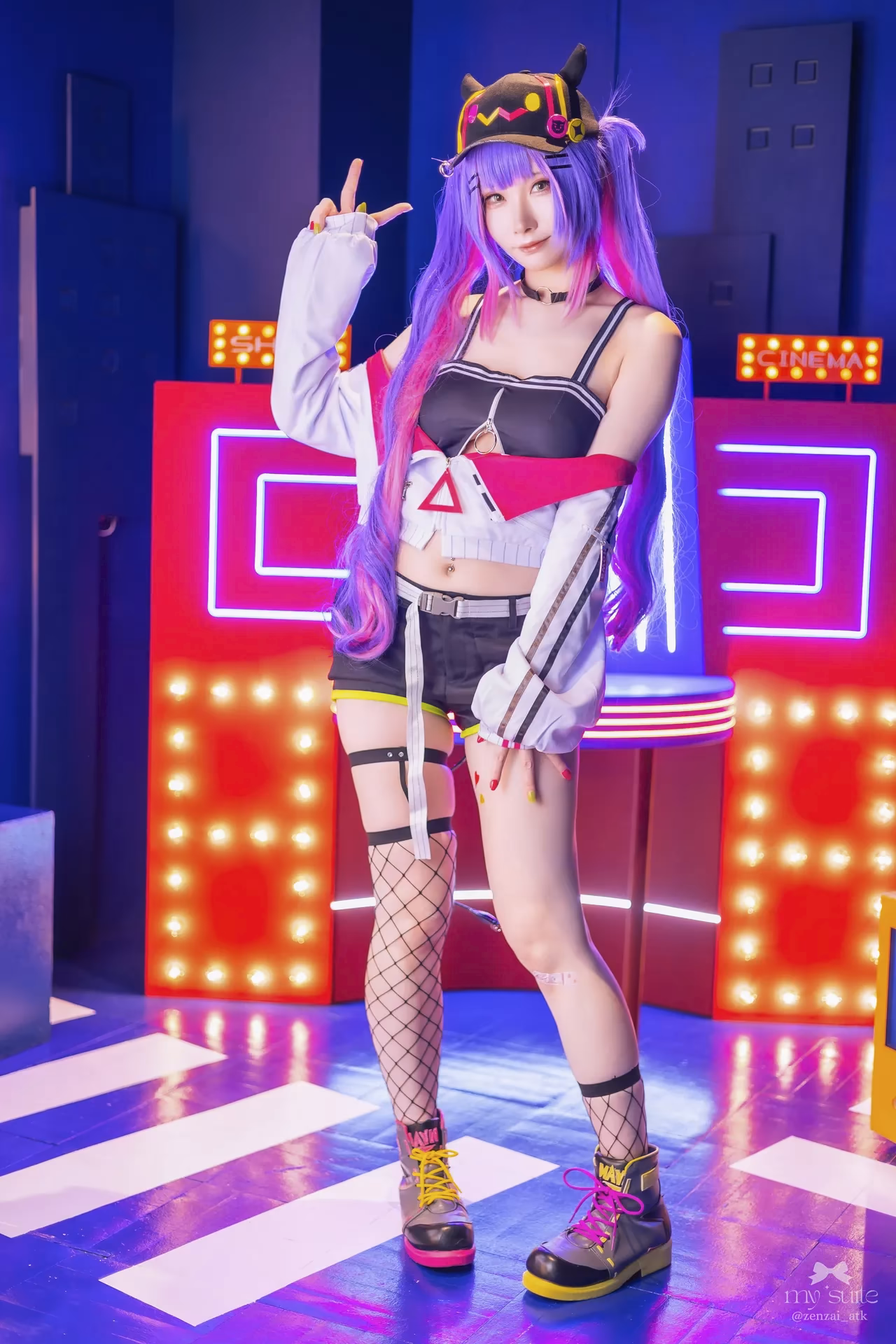 Atsuki as Tokoyami Towa — cosplay photo 42 of 459