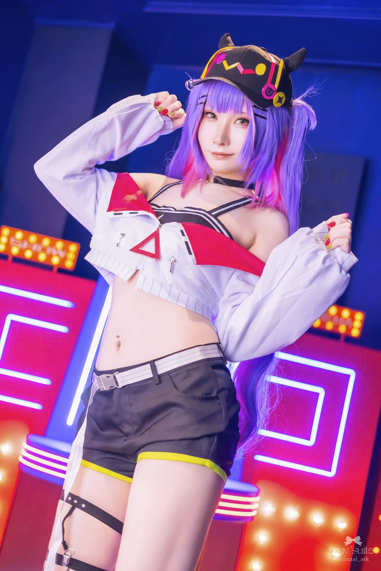 Atsuki as Tokoyami Towa — cosplay photo 44 of 459