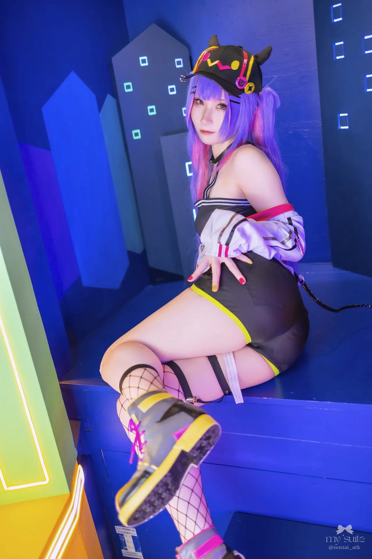 Atsuki as Tokoyami Towa — cosplay photo 56 of 459