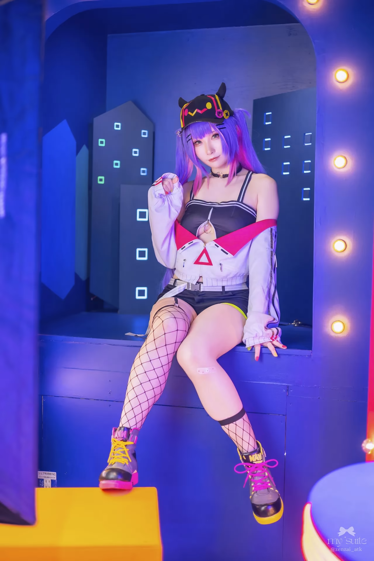Atsuki as Tokoyami Towa — cosplay photo 63 of 459