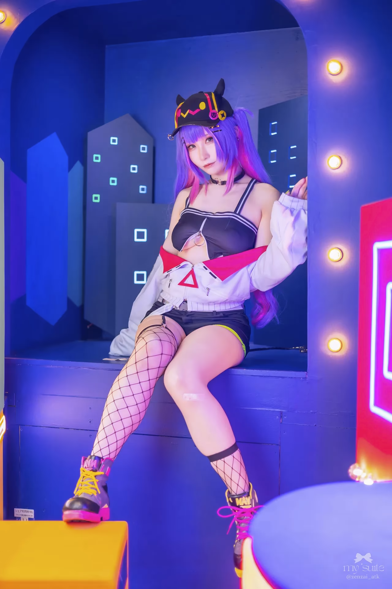 Atsuki as Tokoyami Towa — cosplay photo 64 of 459