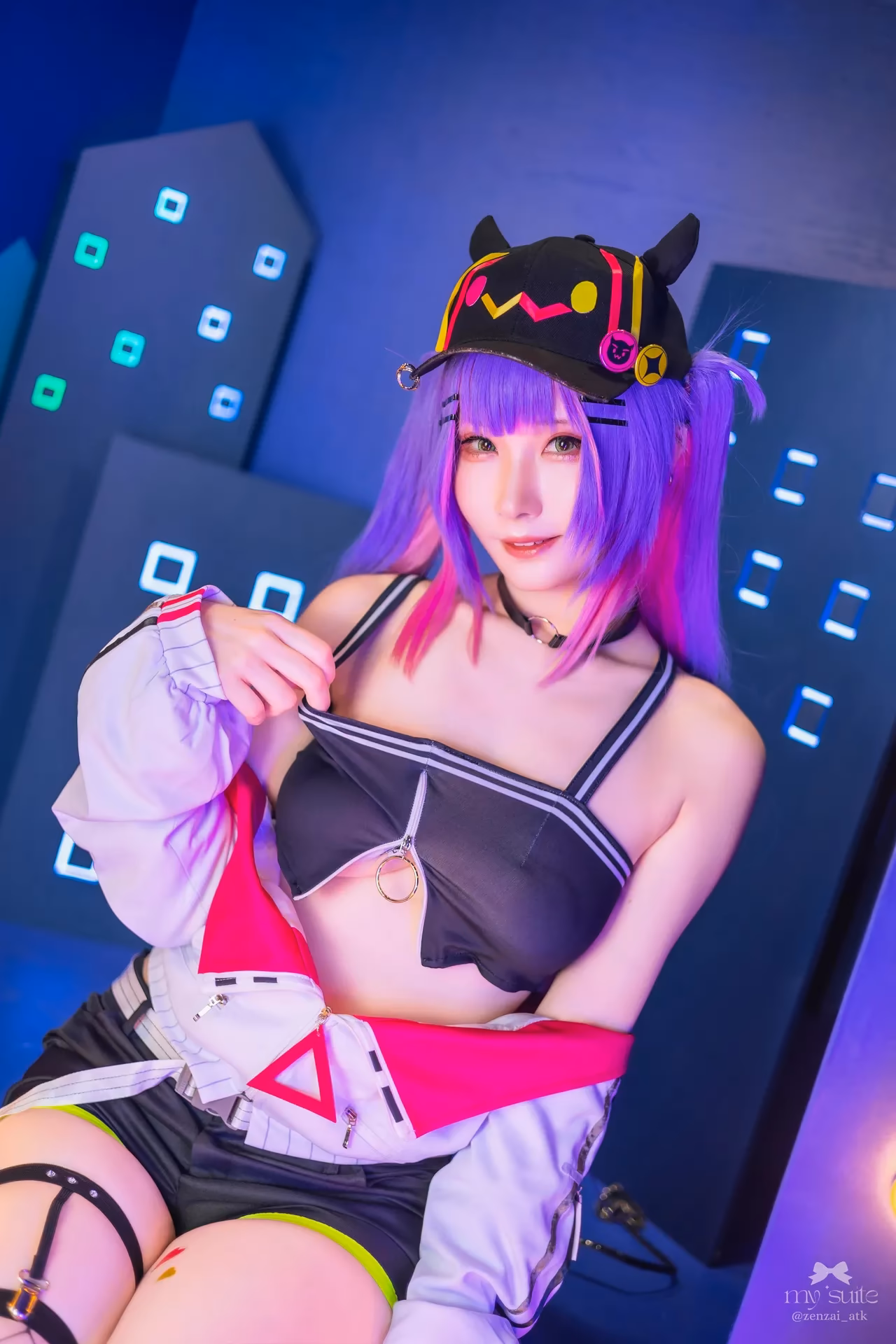 Atsuki as Tokoyami Towa — cosplay photo 67 of 459