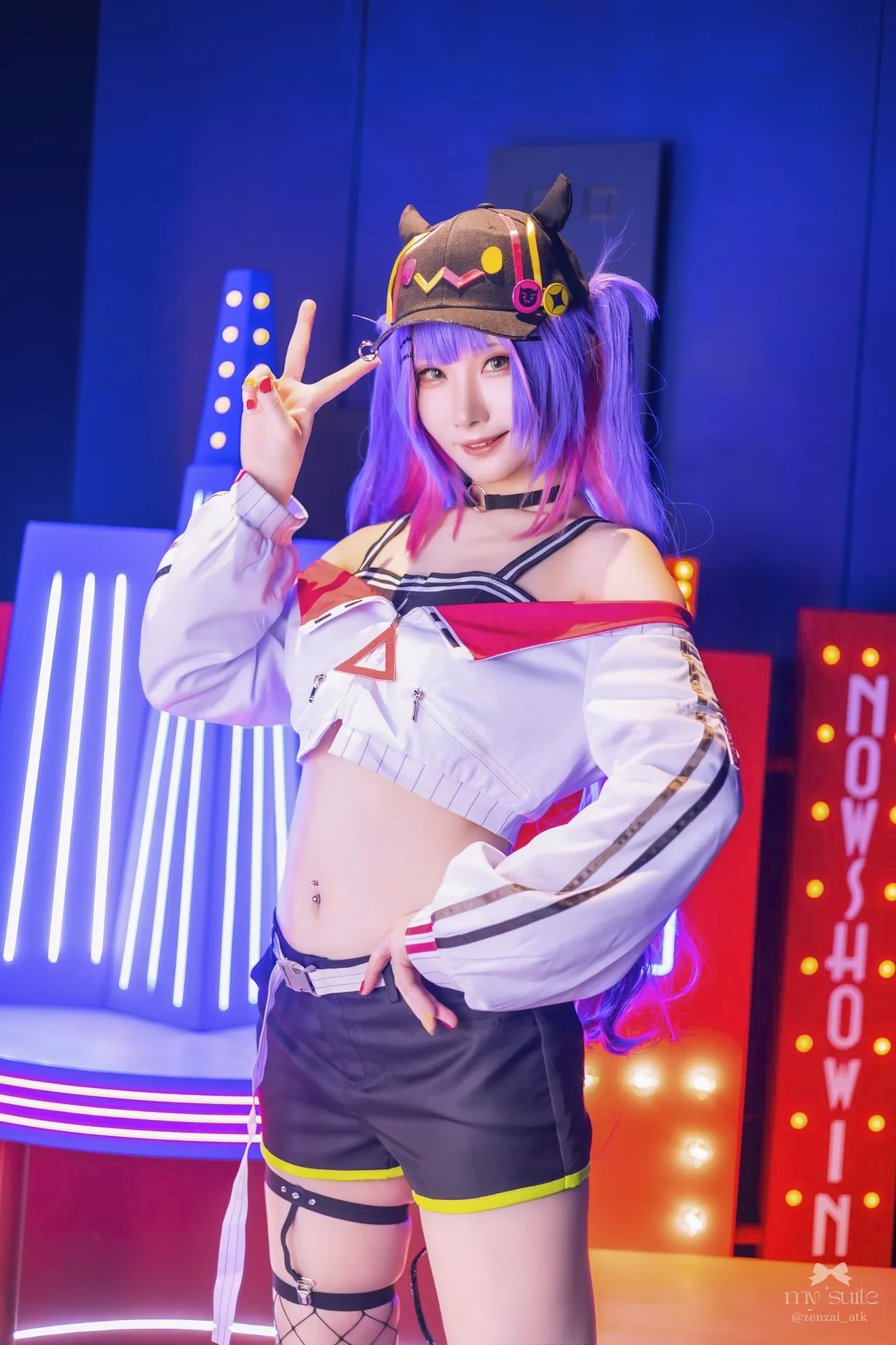 Atsuki as Tokoyami Towa — cosplay photo 80 of 459