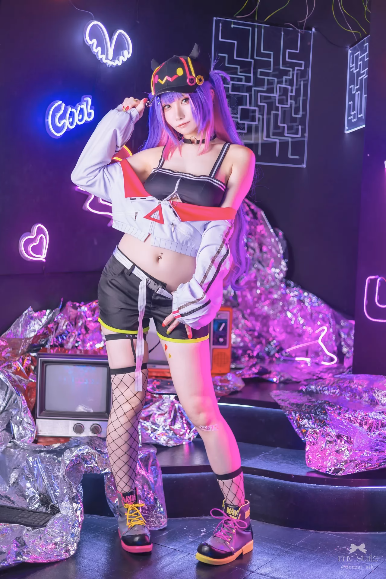 Atsuki as Tokoyami Towa — cosplay photo 85 of 459
