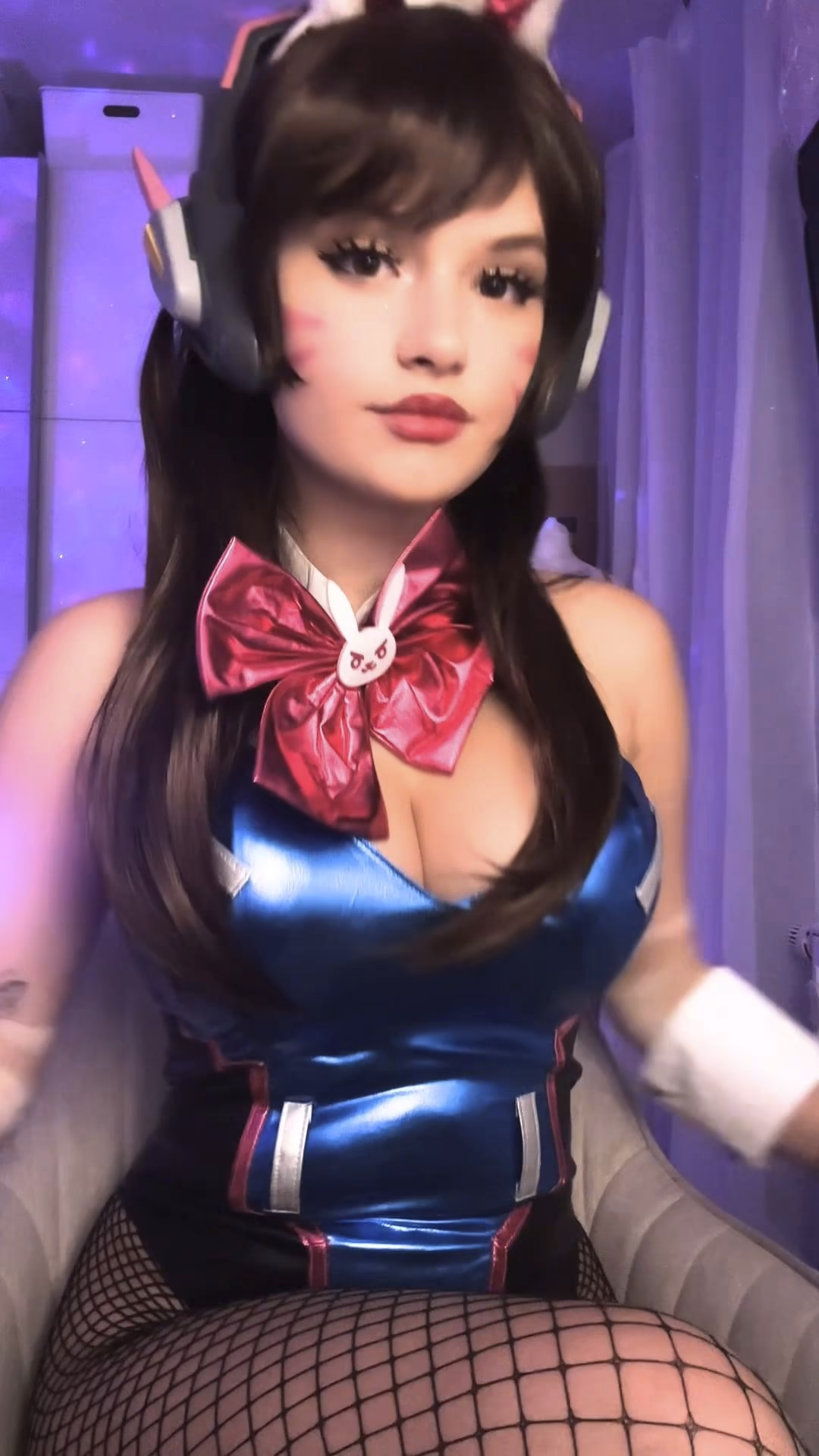 Avy Genki as D.Va — cosplay photo 4 of 14