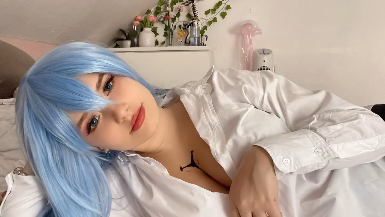 Avy Genki as Esdeath — cosplay photo 13 of 14