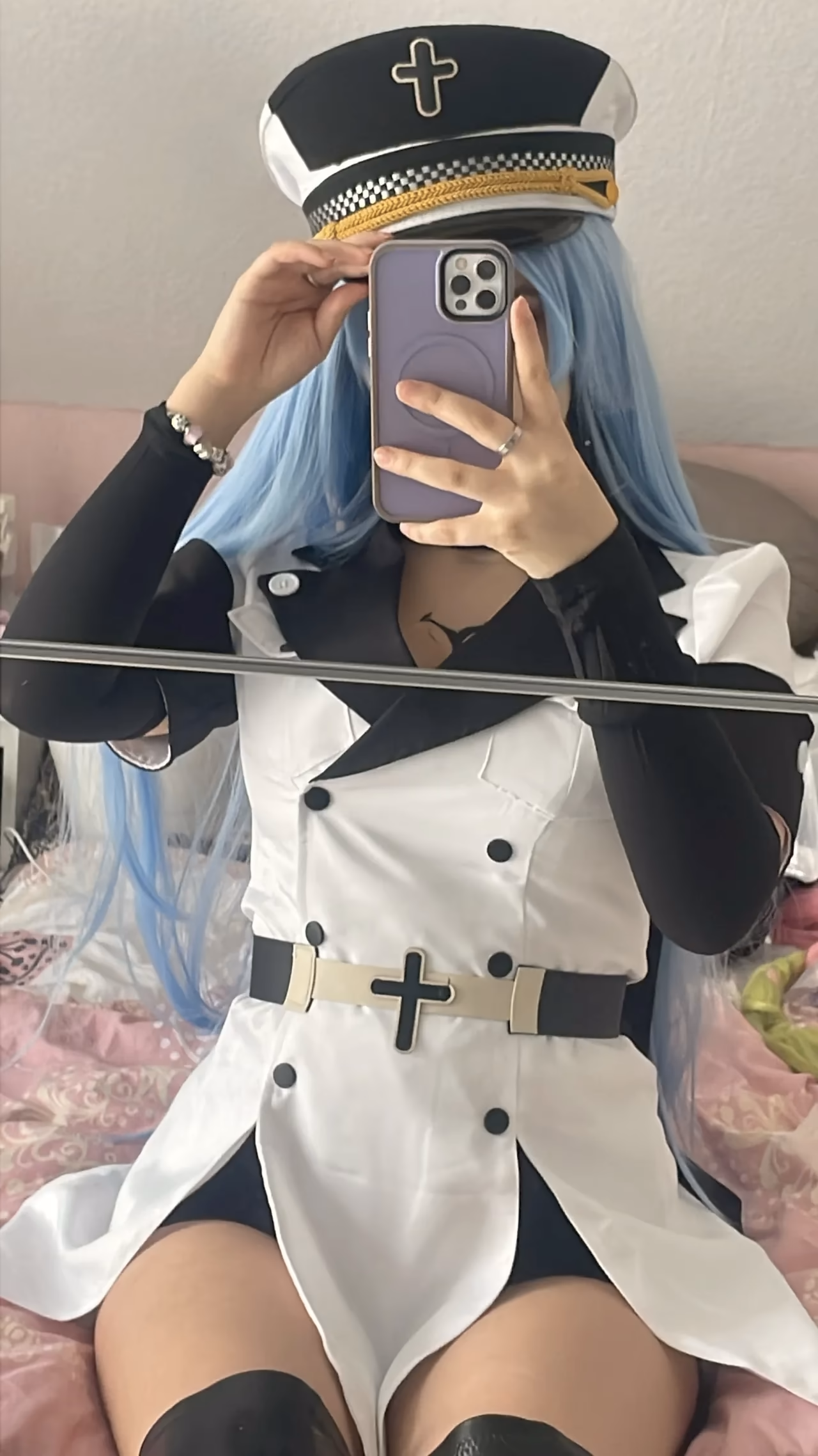 Avy Genki as Esdeath — cosplay photo 2 of 14