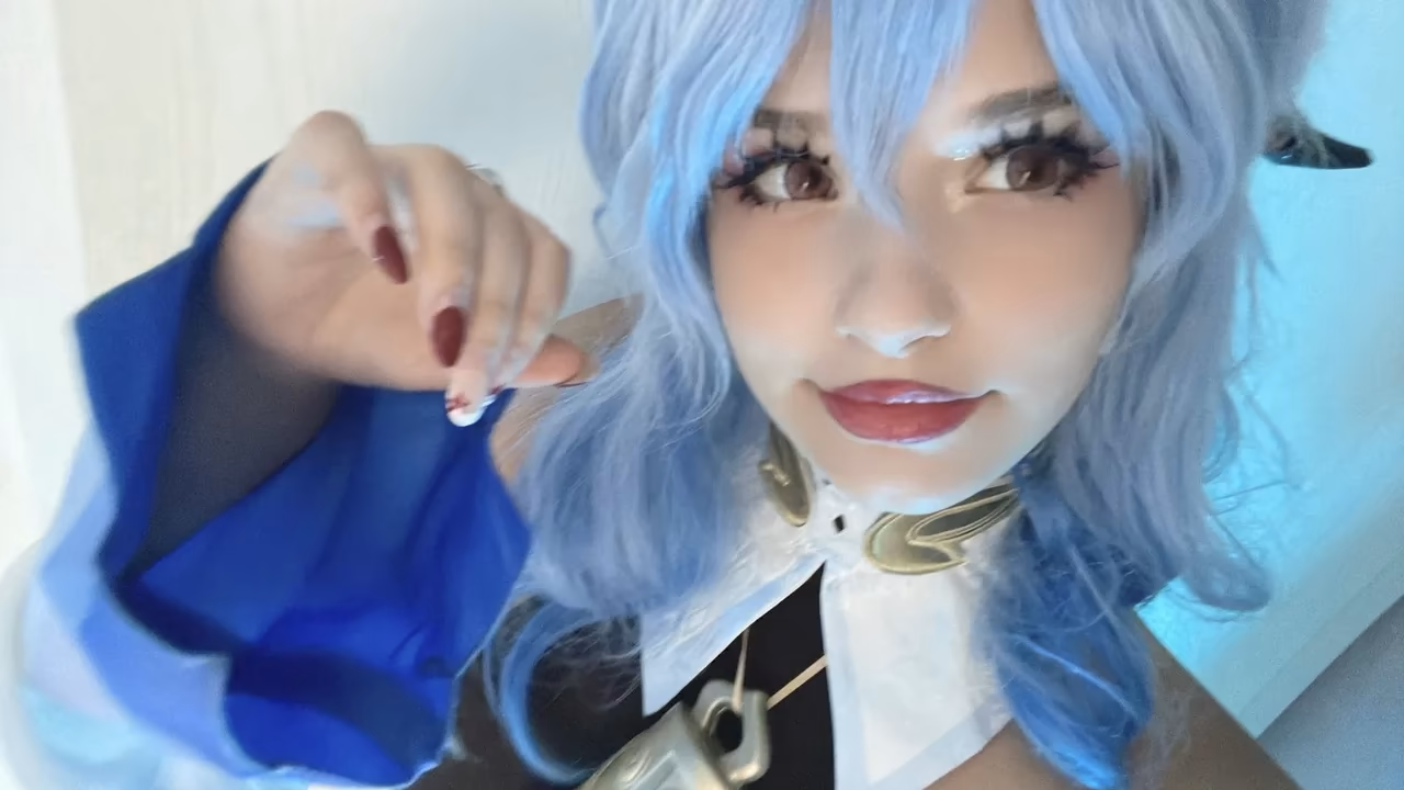 Avy Genki as Ganyu — cosplay photo 13 of 41