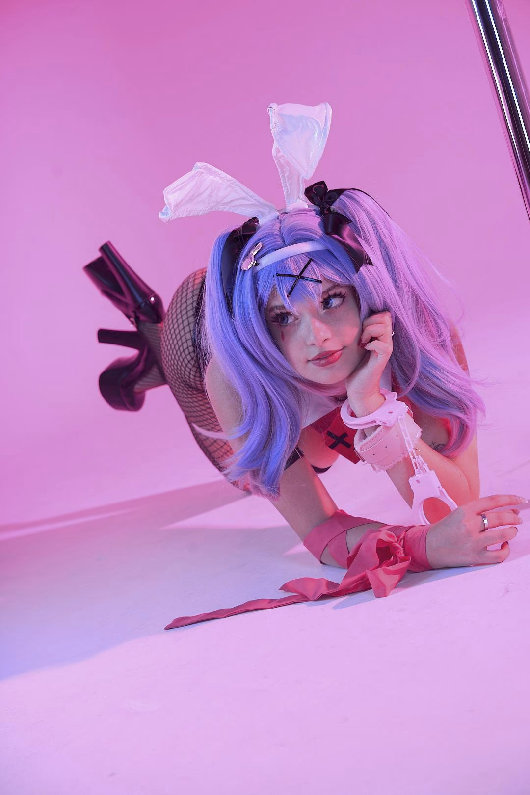 Avy Genki as Hatsune Miku — cosplay photo 4 of 6