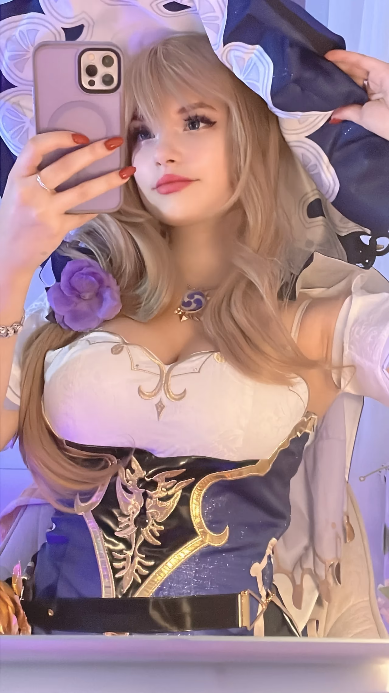Avy Genki as Lisa Minci — cosplay photo 16 of 26