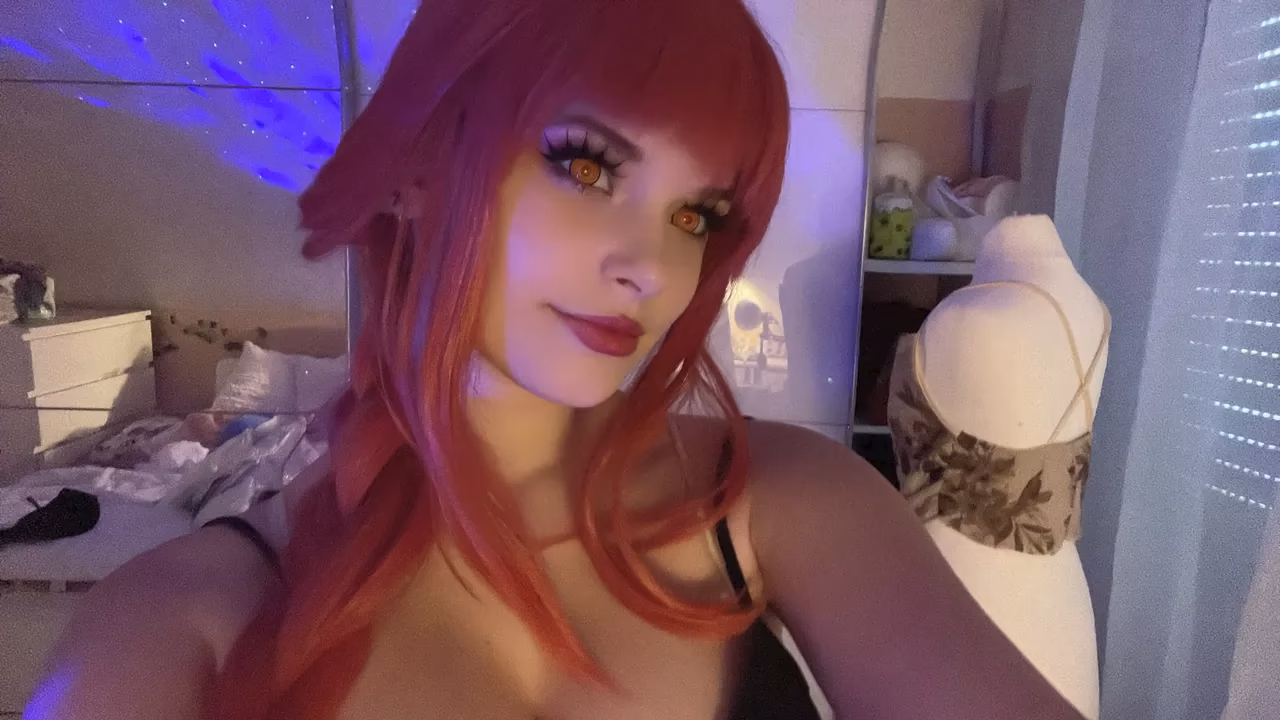 Avy Genki as Makima — cosplay photo 24 of 32