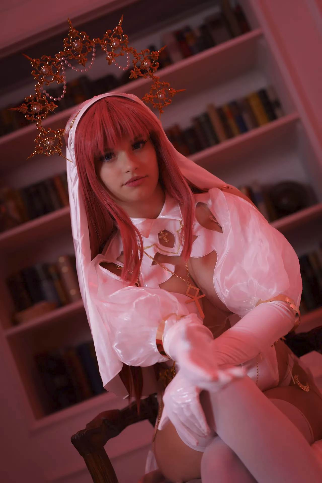 Avy Genki as Makima — cosplay photo 11 of 14