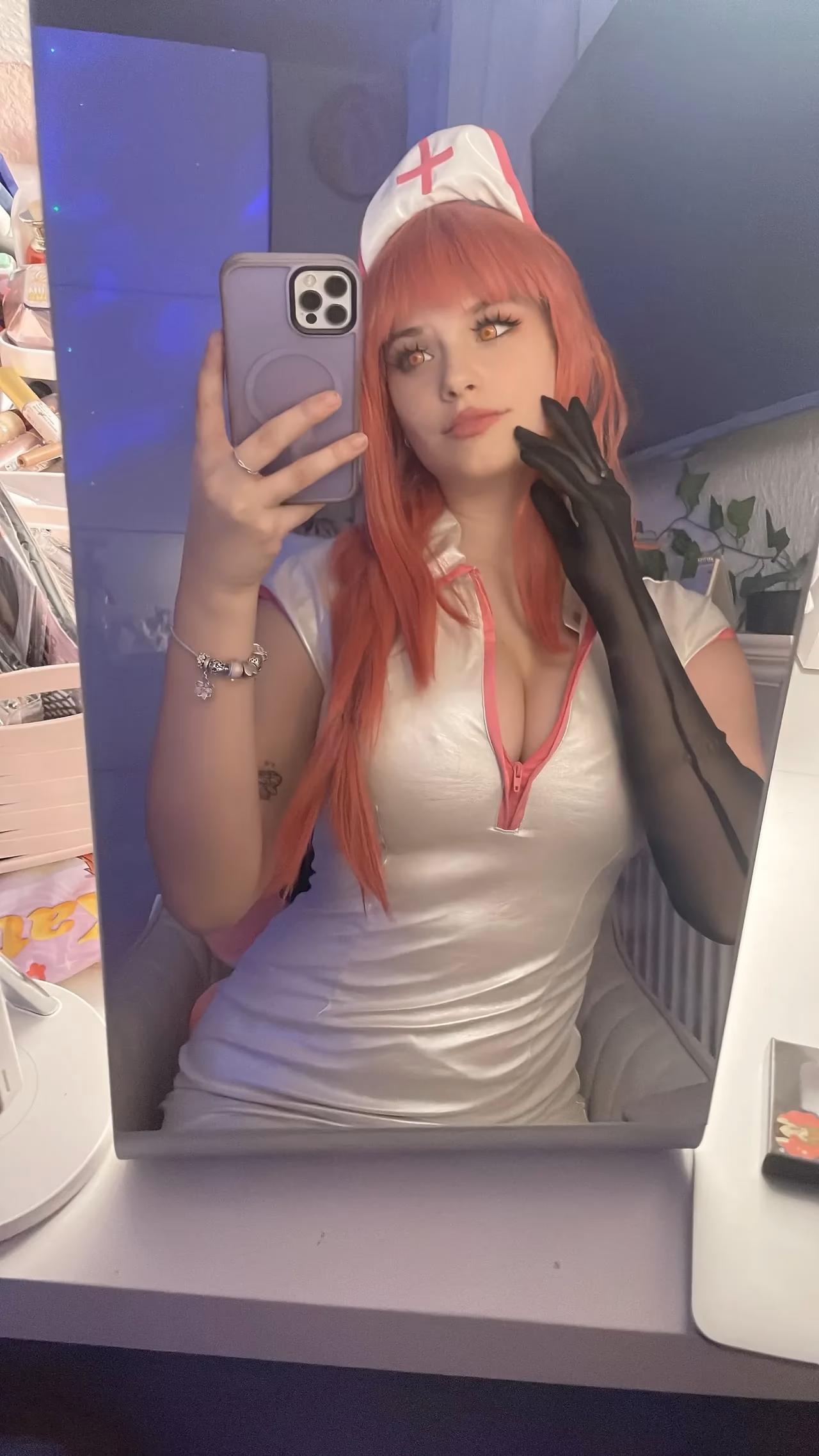 Avy Genki as Makima — cosplay photo 23 of 36