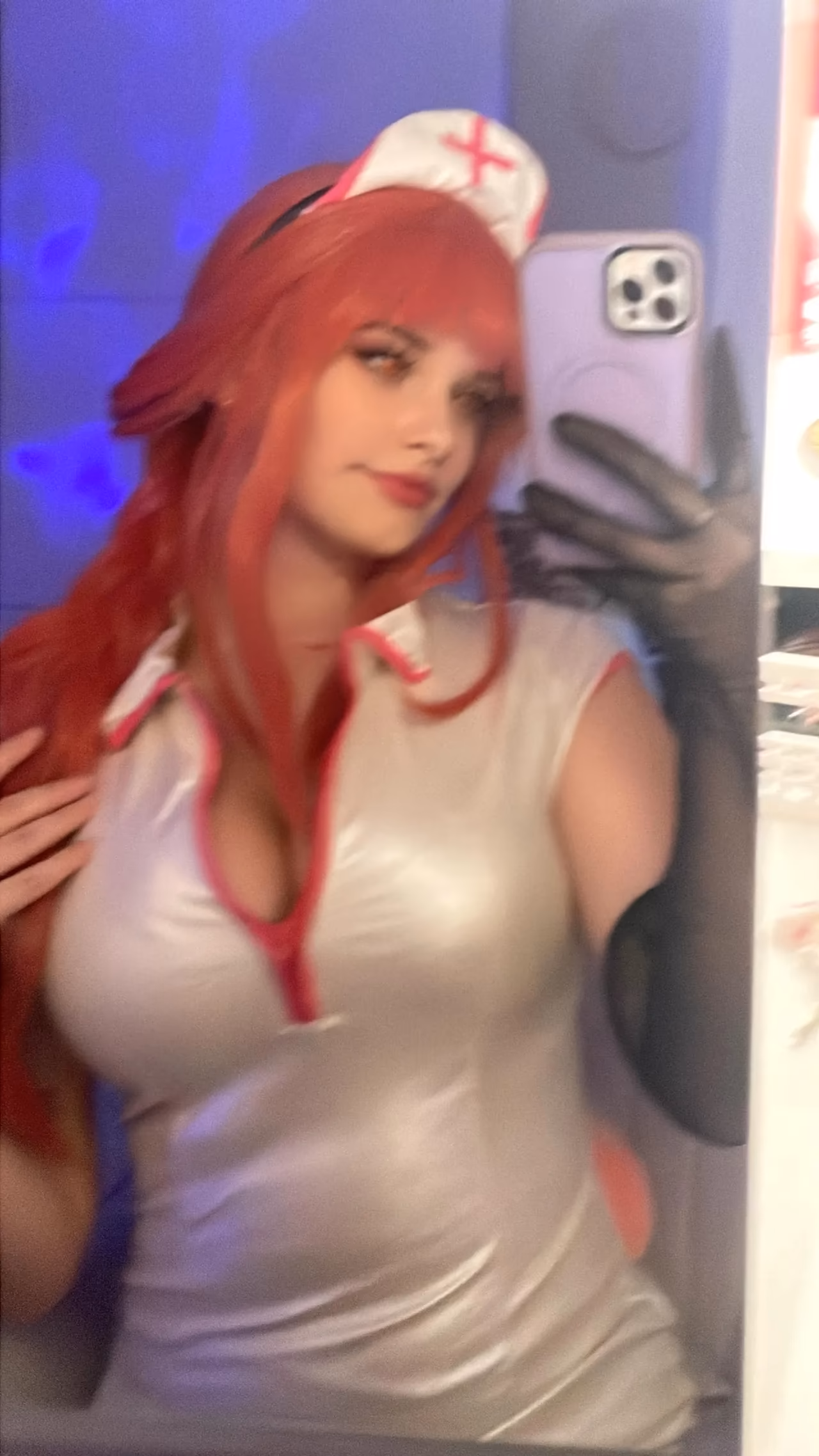 Avy Genki as Makima — cosplay photo 31 of 36