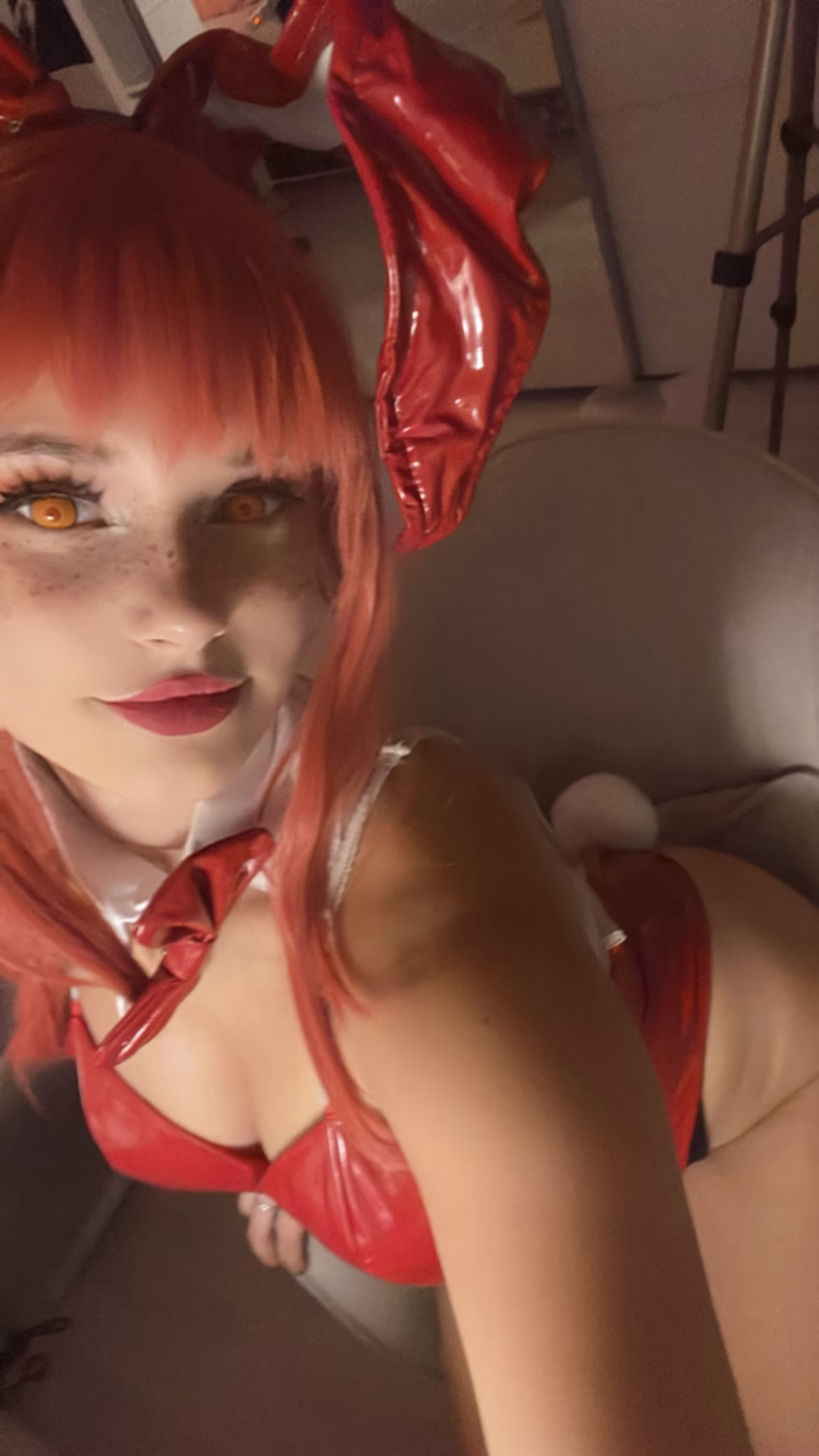 Avy Genki as Makima — cosplay photo 7 of 8
